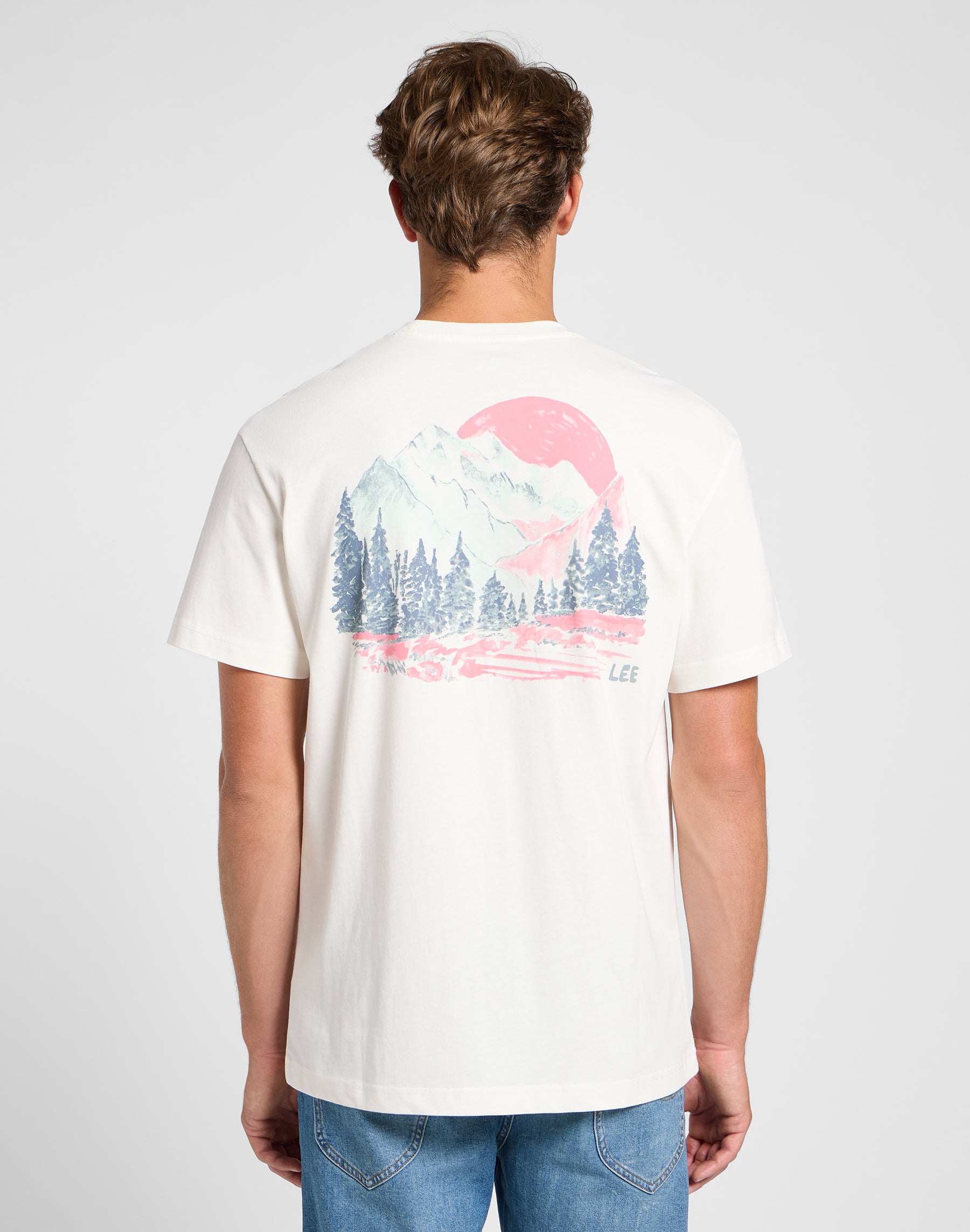 Relaxed Graphic Tee in ecru T-shirts Lee