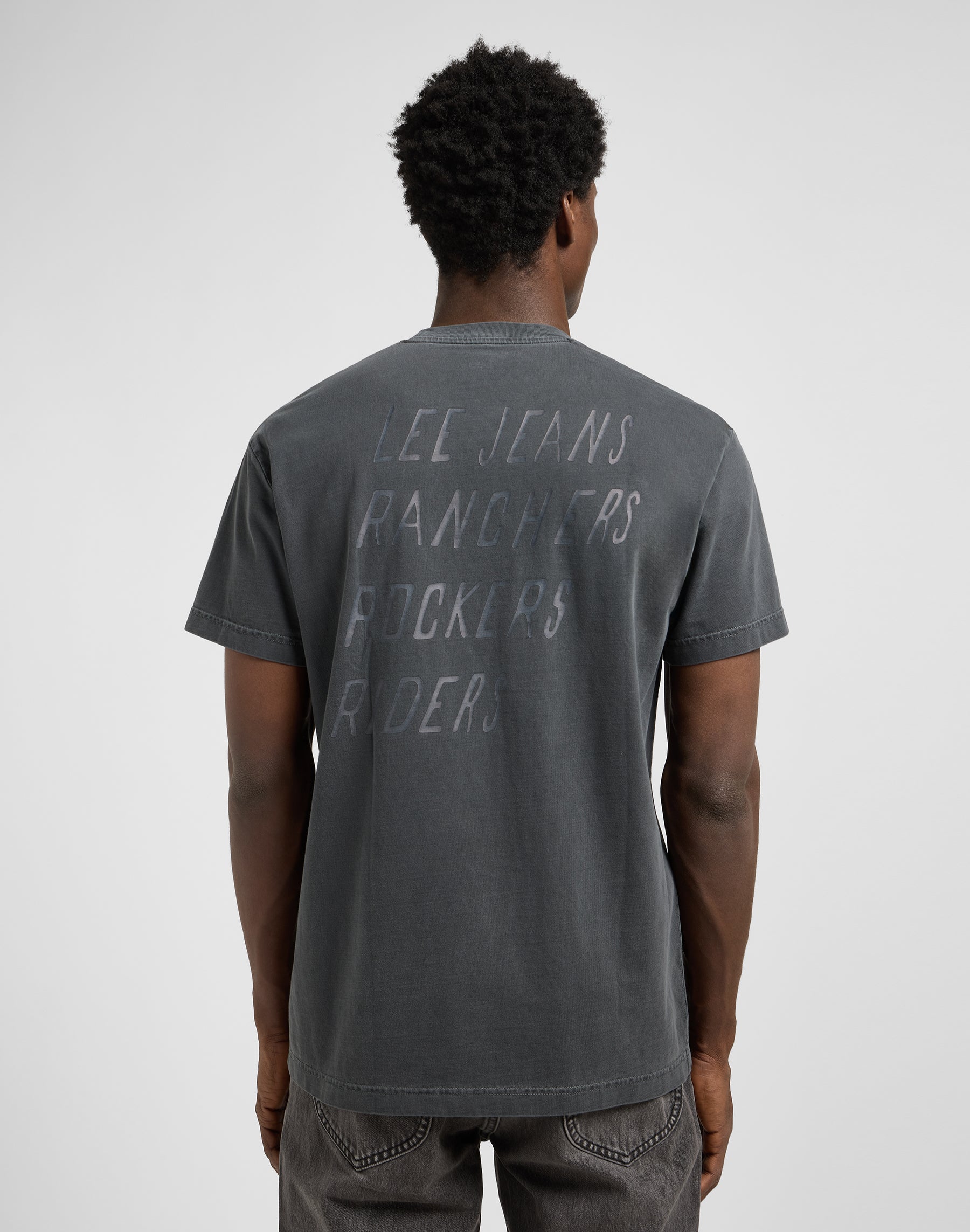 Relaxed Graphic Tee in Washed Black T-Shirts Lee