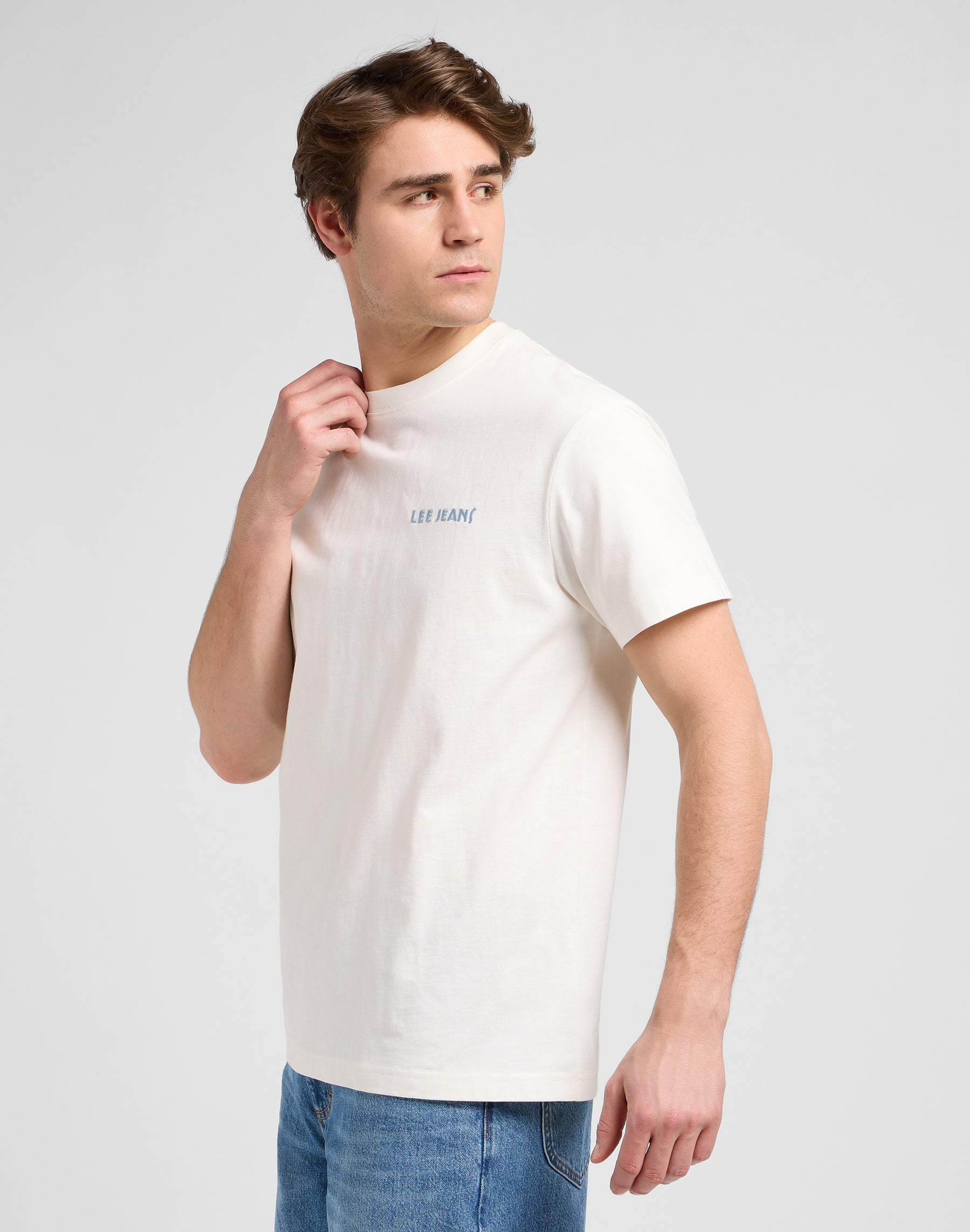 Ss Relaxed Graphic Tee in Ecru T-Shirts Lee