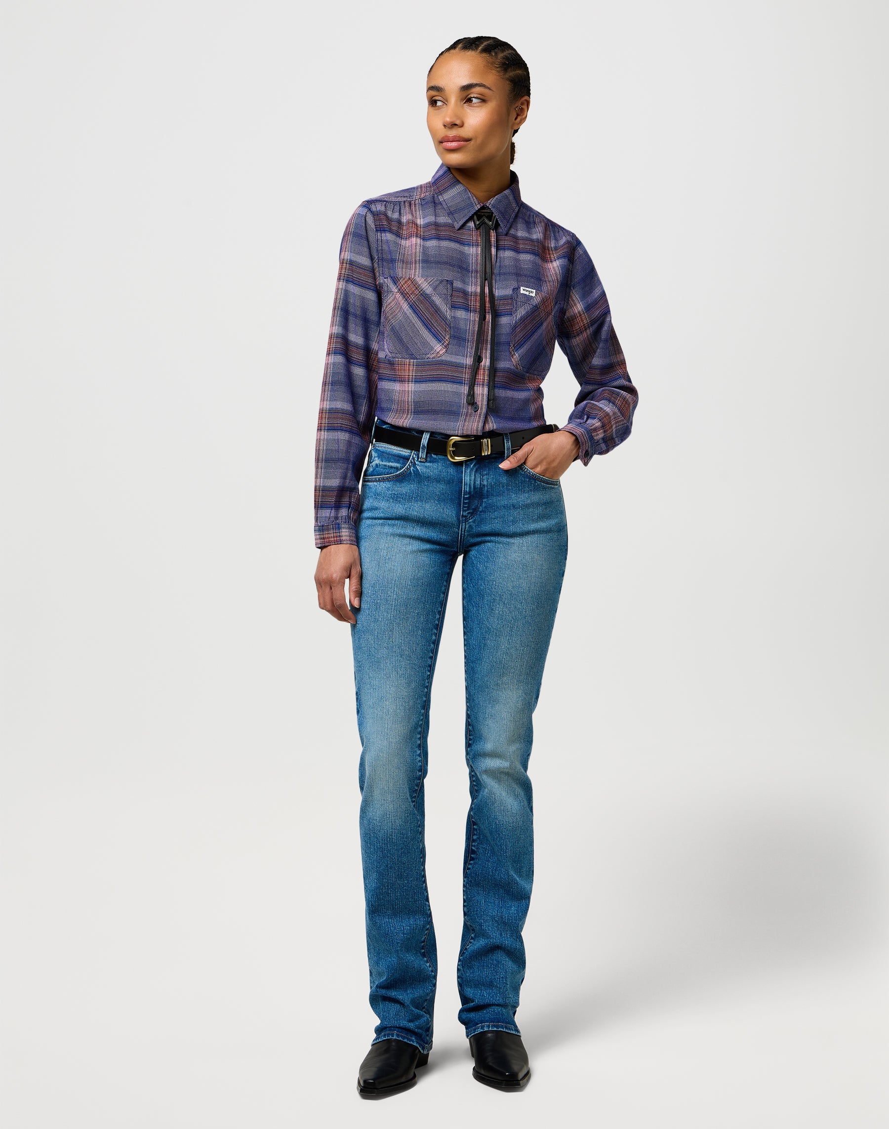 Femme Western Shirt in Earth Red Shirts Wrangler