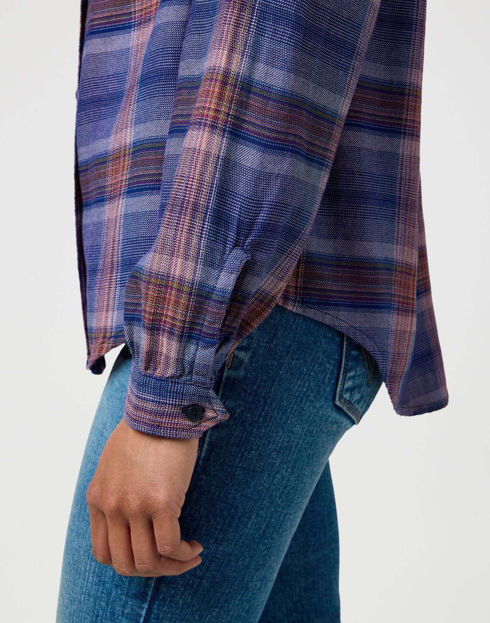 Femme Western Shirt in Earth Red Shirts Wrangler