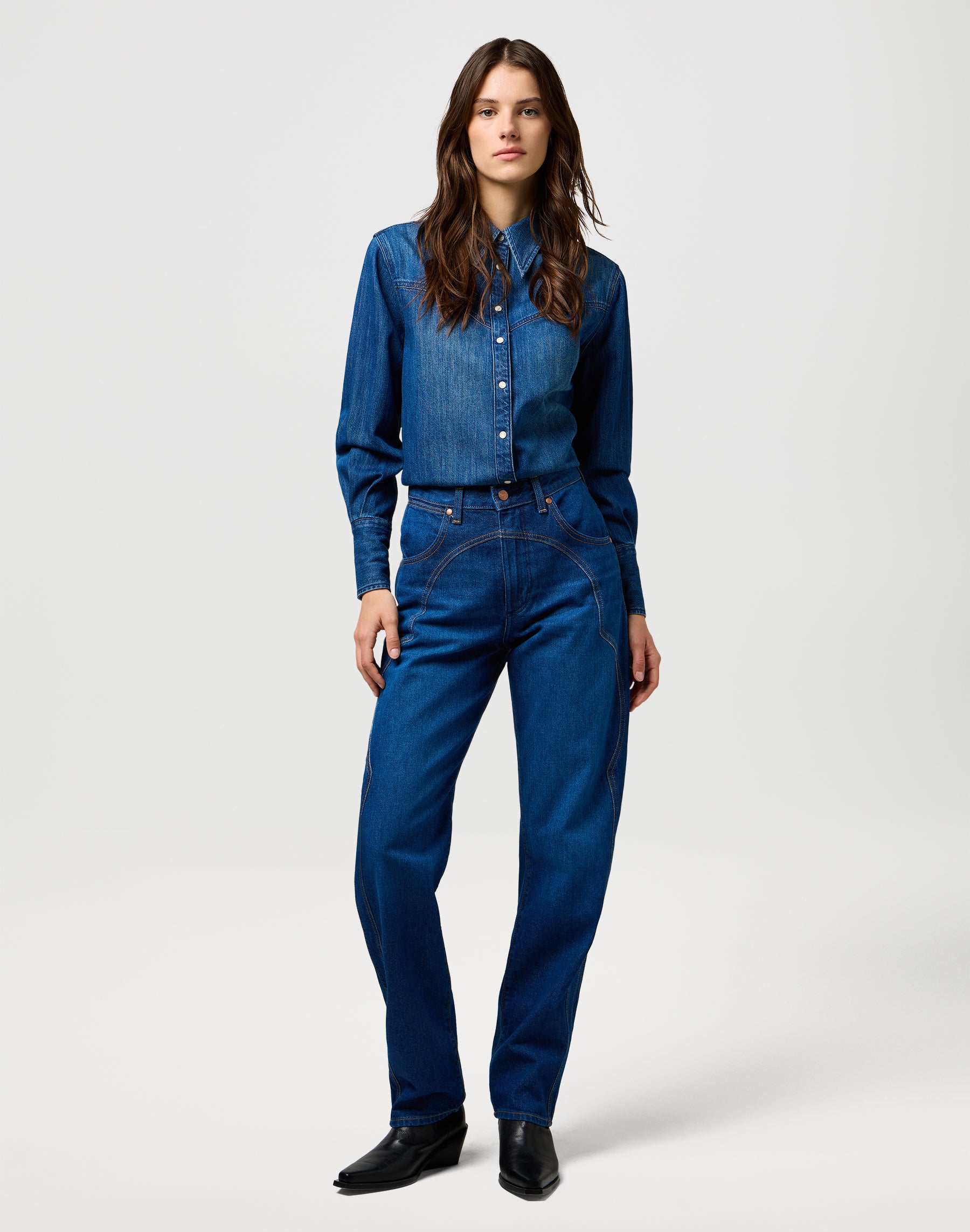 Yoke Denim Shirt in Sparkle Blue Shirts Wrangler