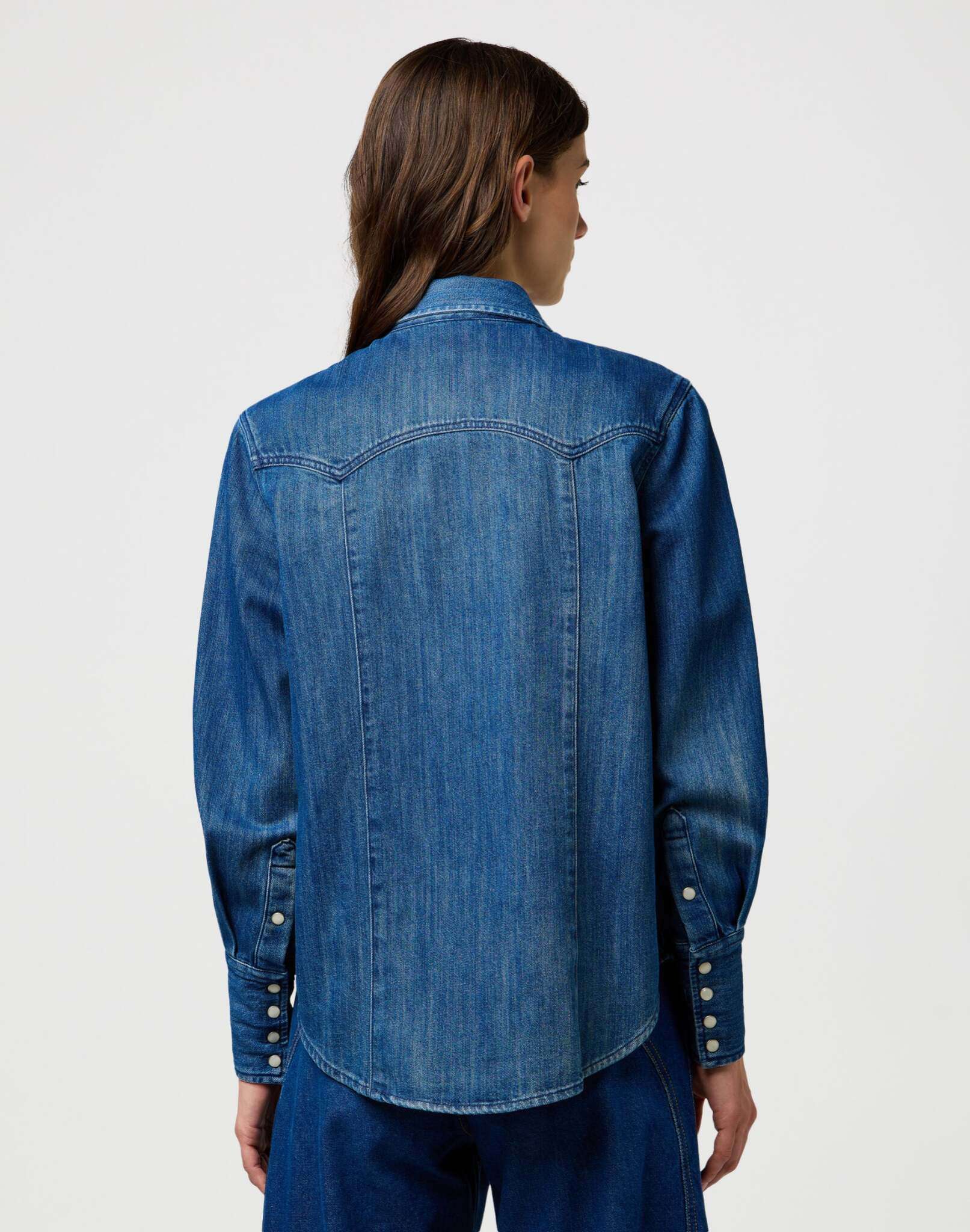 Yoke Denim Shirt in Sparkle Blue Shirts Wrangler