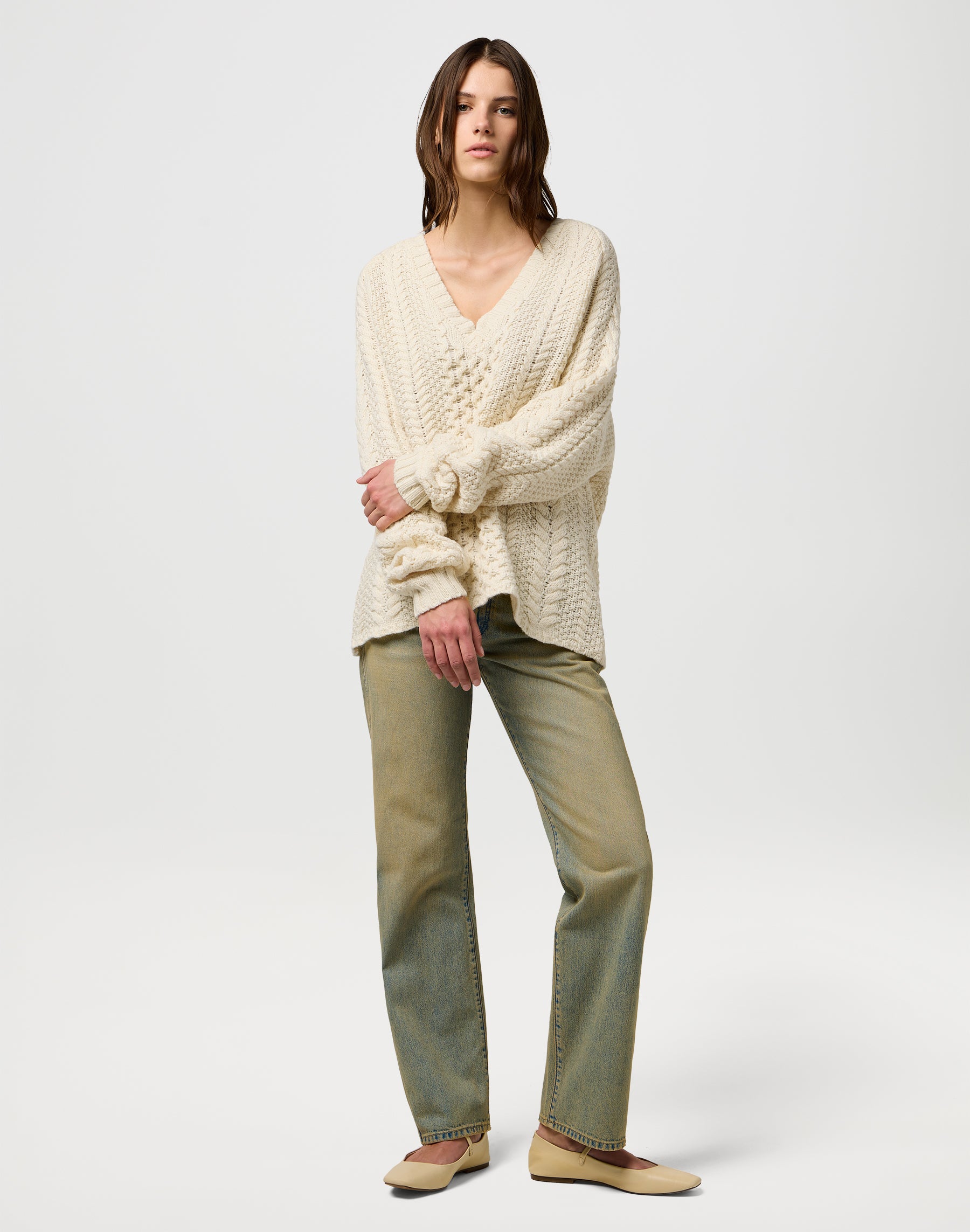 V Neck Cable Knit in Ivory Sweater Wrangler