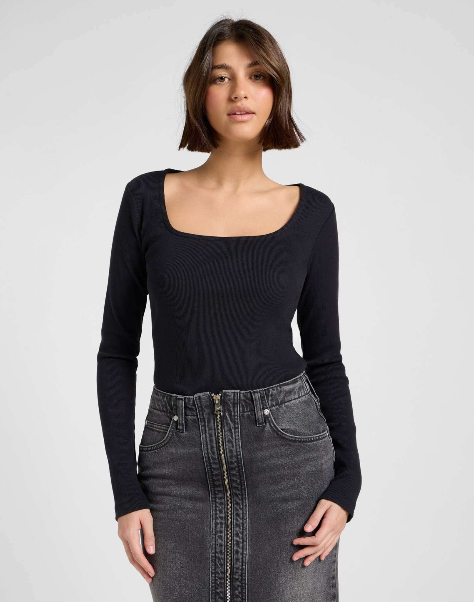 Ls Square Neck in Black T-Shirts Lee