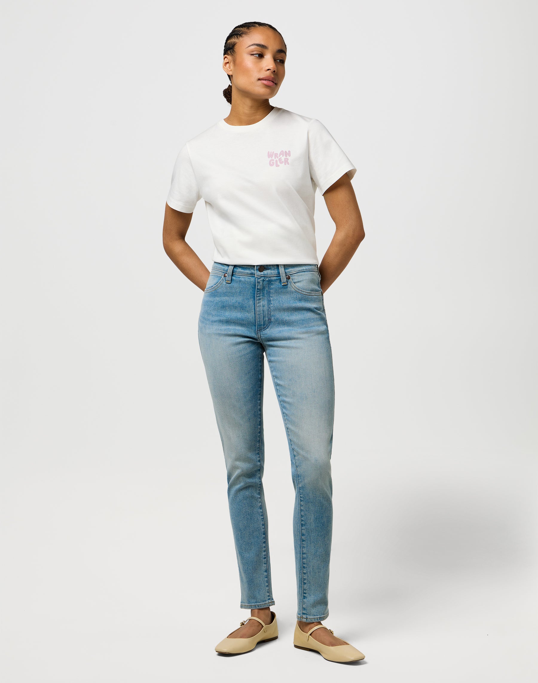 Sign Off Tee in Worn White T-Shirts Wrangler
