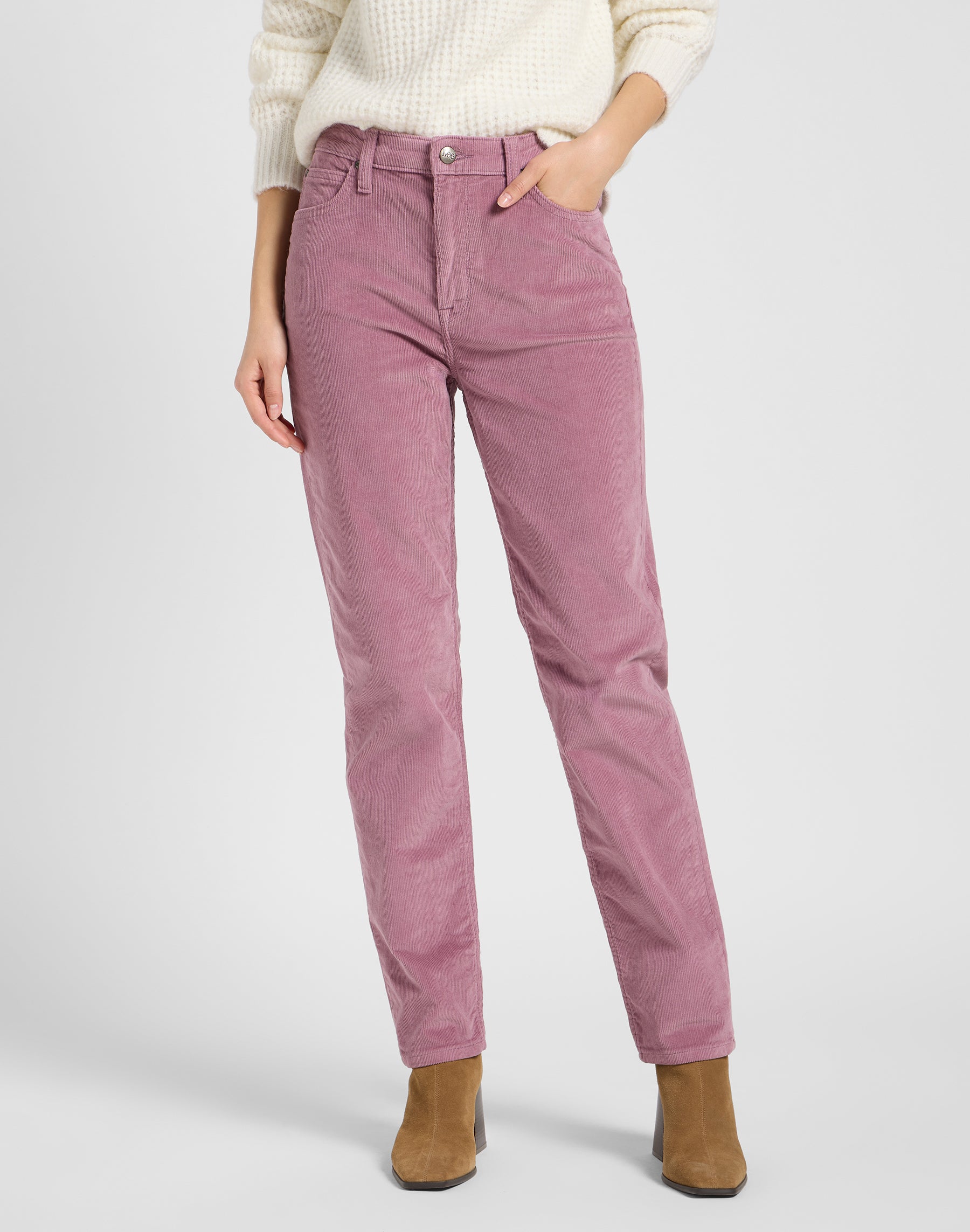 Carol in Plumberry pants Lee