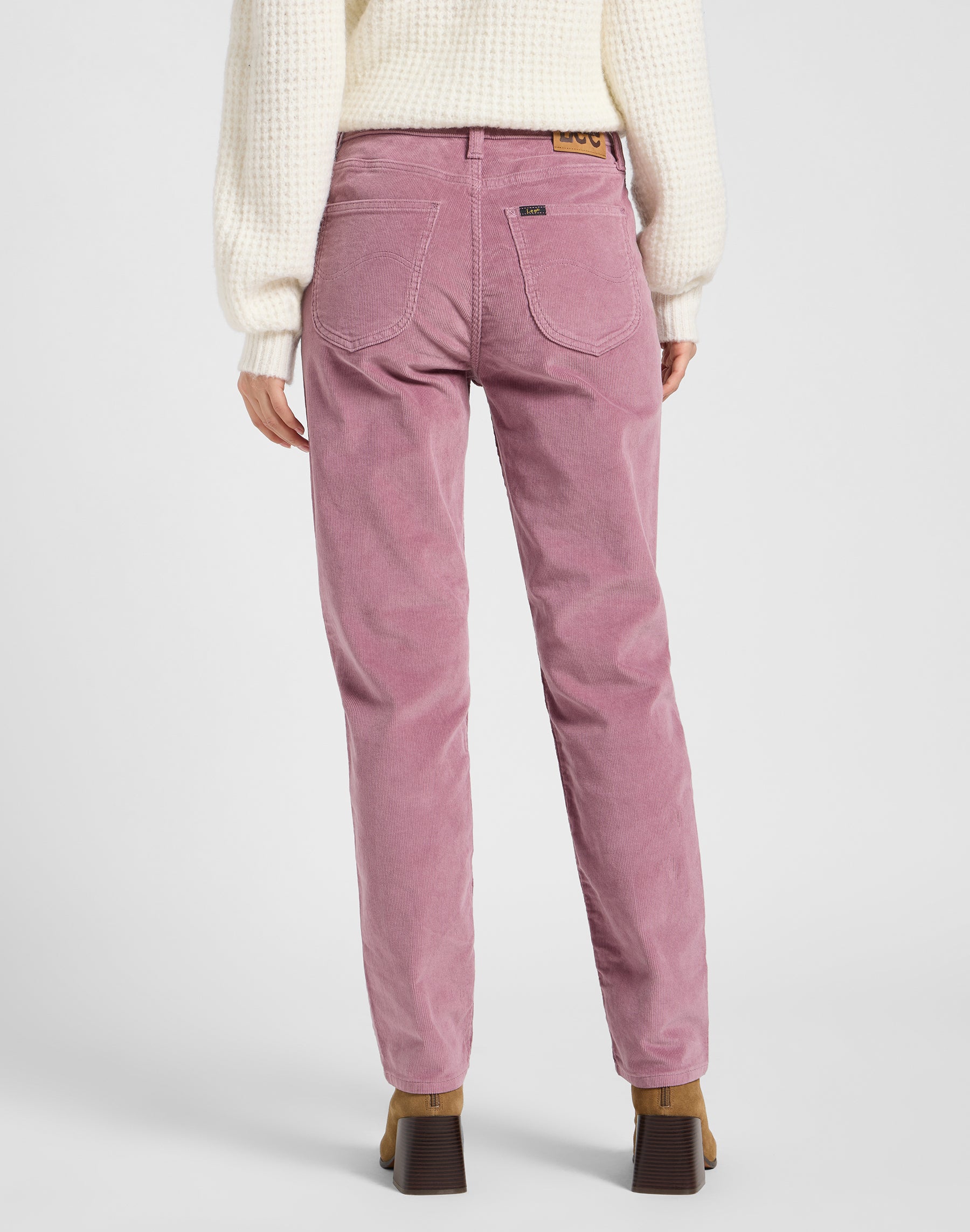 Carol in Plumberry pants Lee