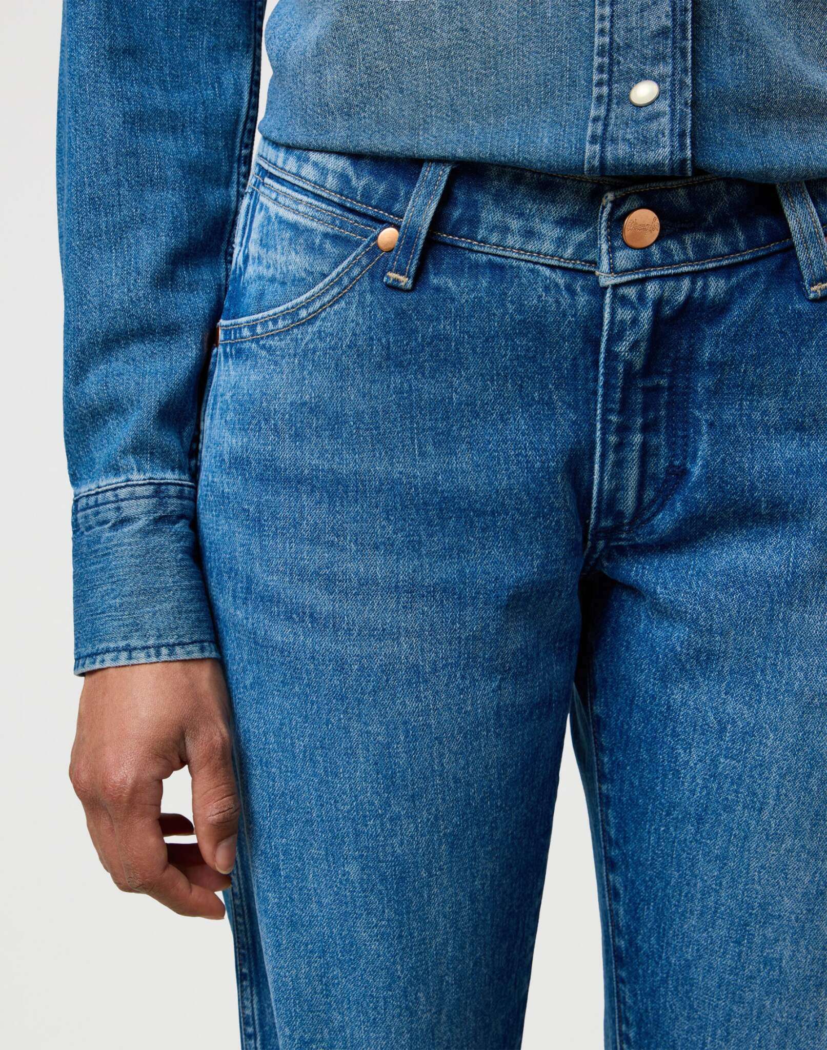 Low Rise Cowboy Jean in Lasso Lagoon Jeans Wrangler
