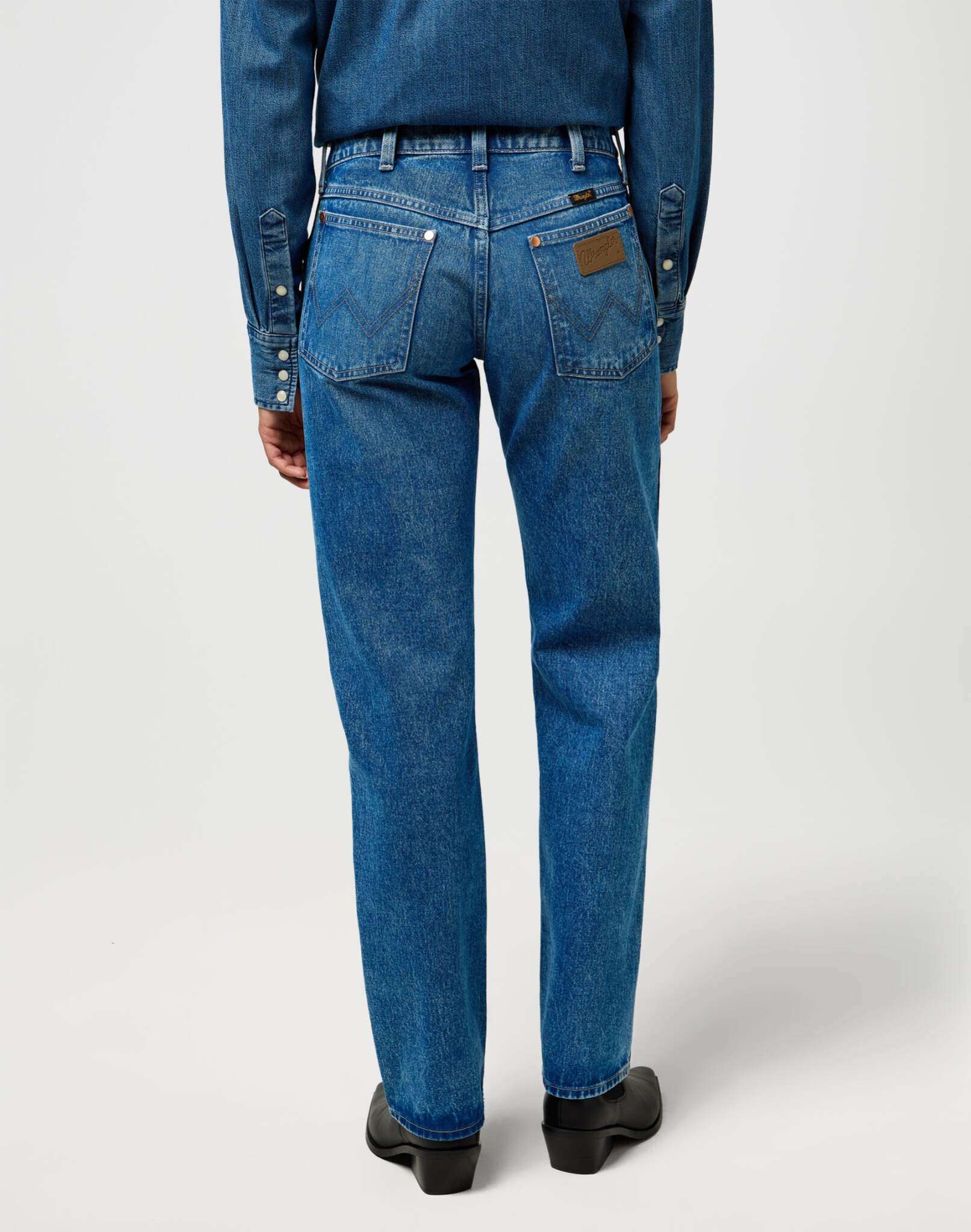 Low Rise Cowboy Jean in Lasso Lagoon Jeans Wrangler
