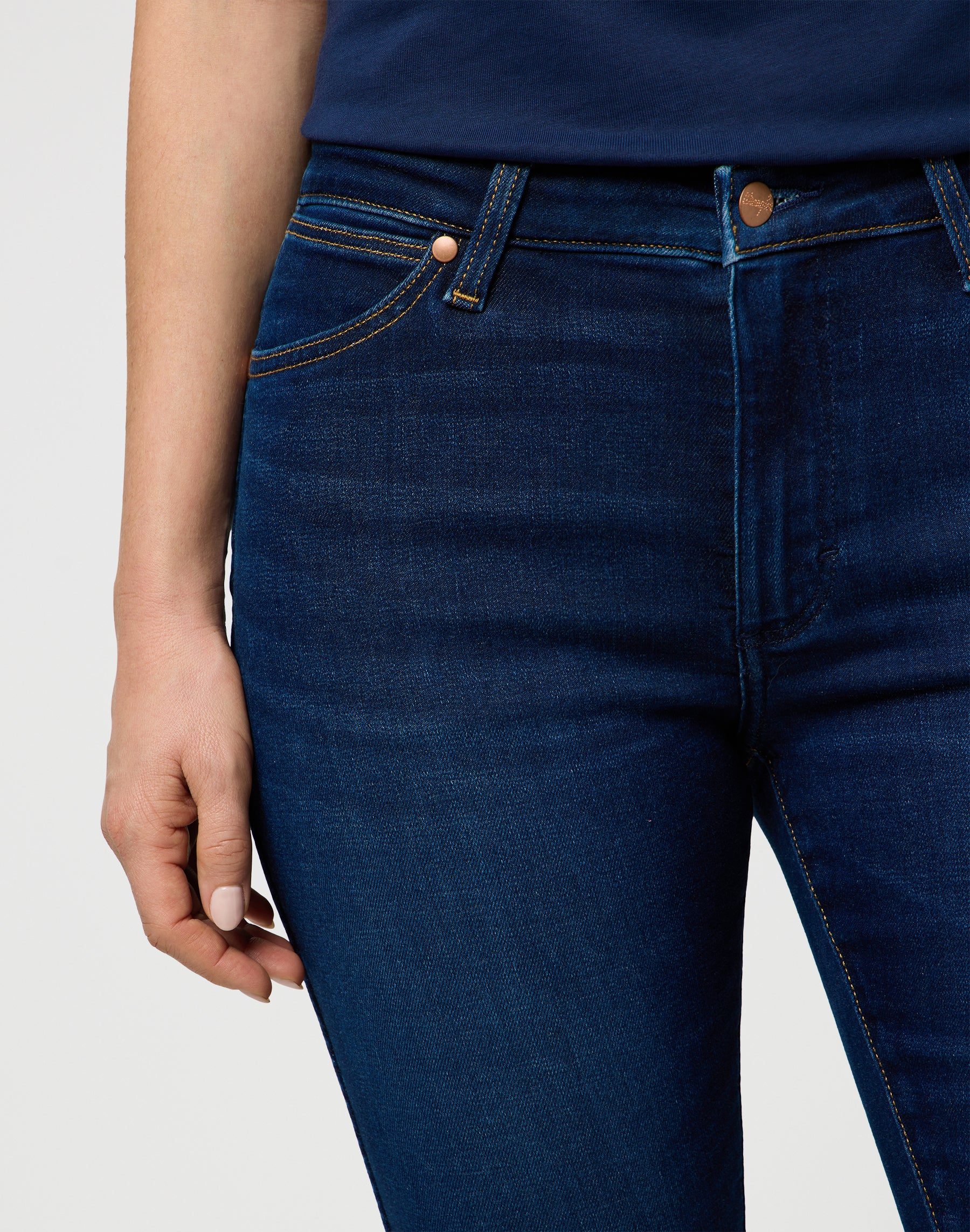 Sienna in Nightshade Jeans Wrangler