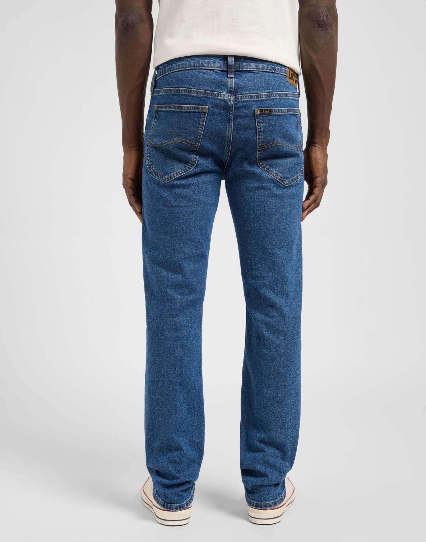 Daren Zip Fly in Belmont Jeans Lee
