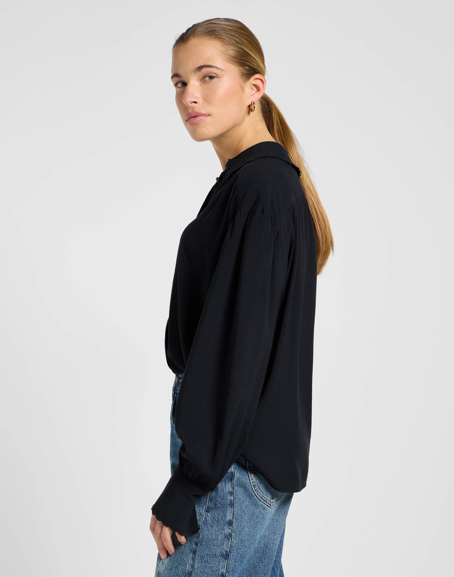 Statement Collar Shirt in Unionall Black Shirts Lee