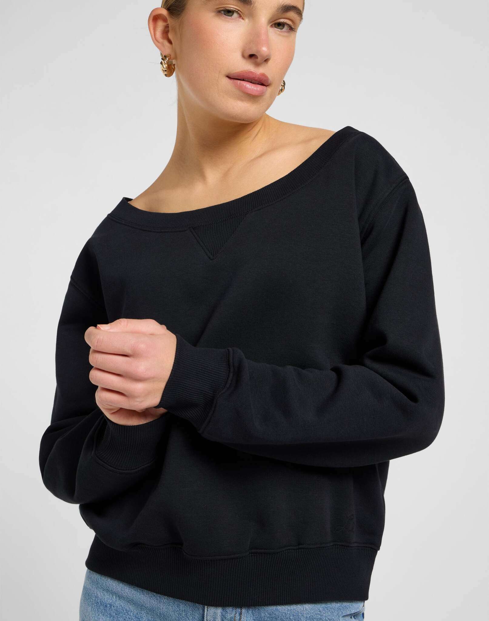 Off Shoulder Sws in Unionall Black Sweatshirts Lee
