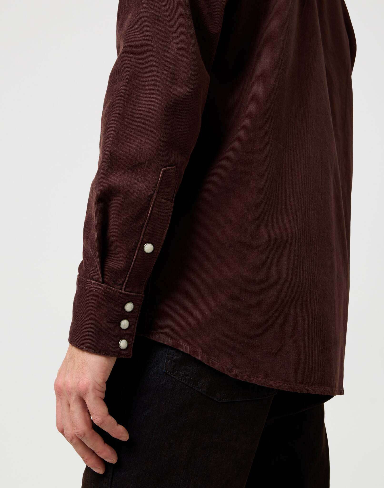 Western Cord Shirt in Mahogany Shirts Wrangler