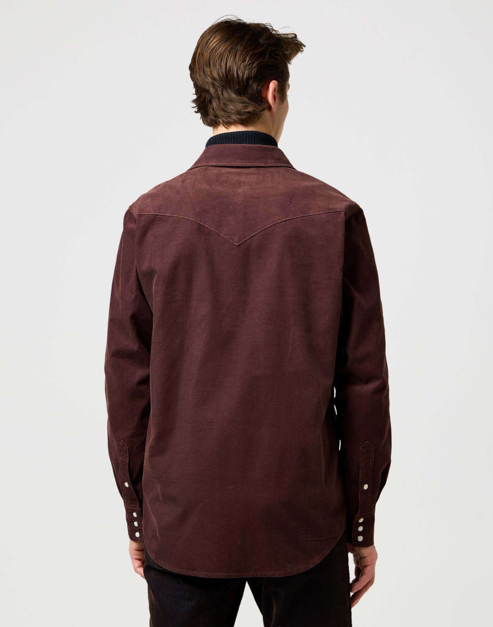 Western Cord Shirt in Mahogany Shirts Wrangler