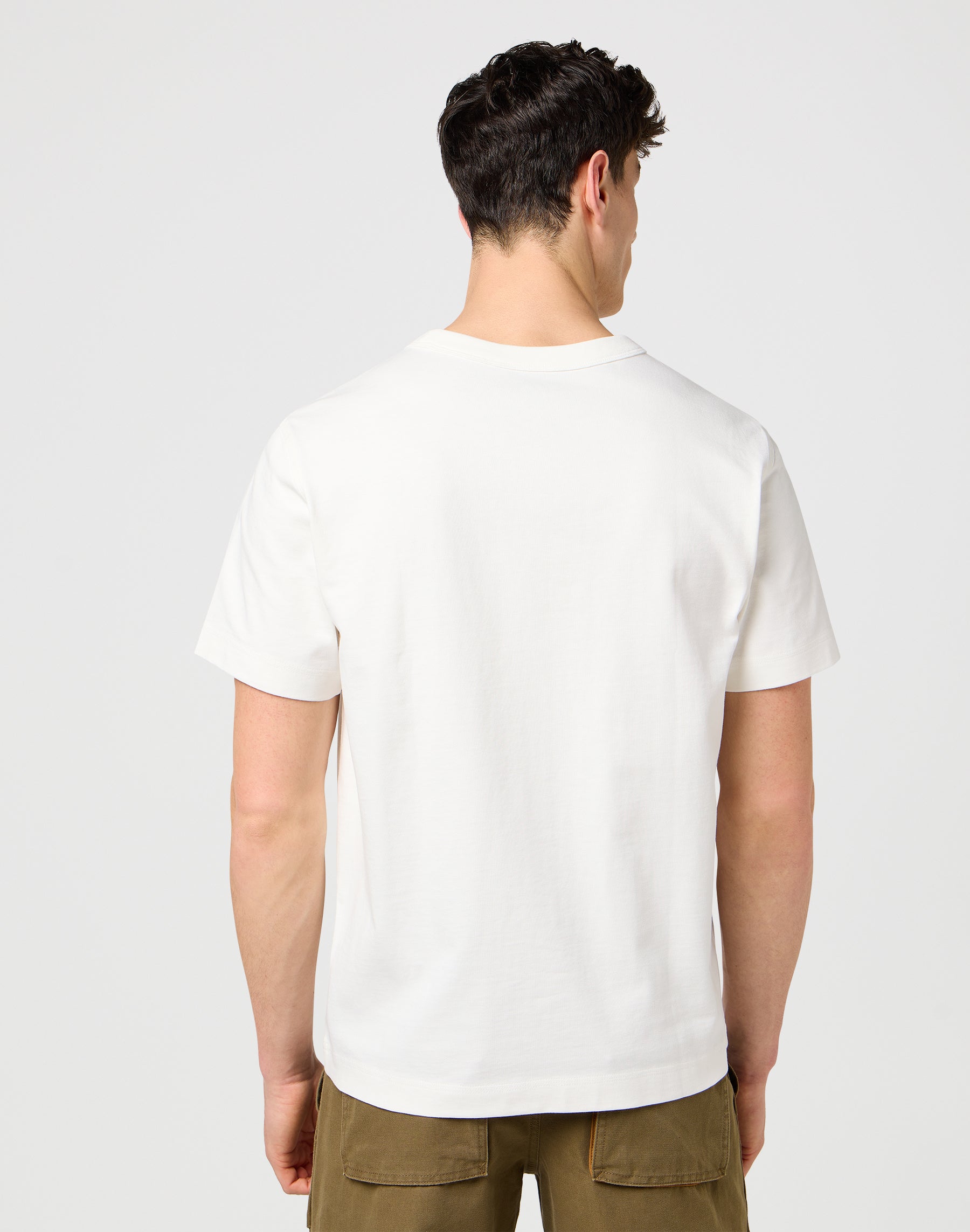 Cj Pocket Tee in Worn White T-Shirts Wrangler