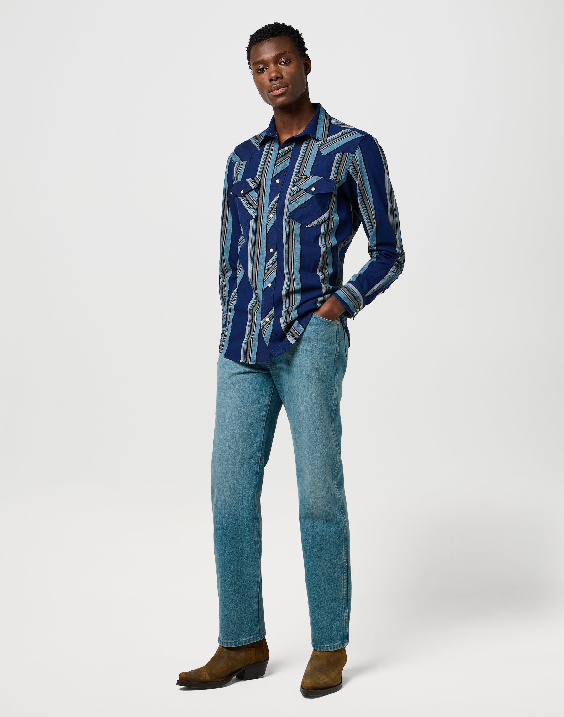 13Mwz in Iron Forge Jeans Wrangler