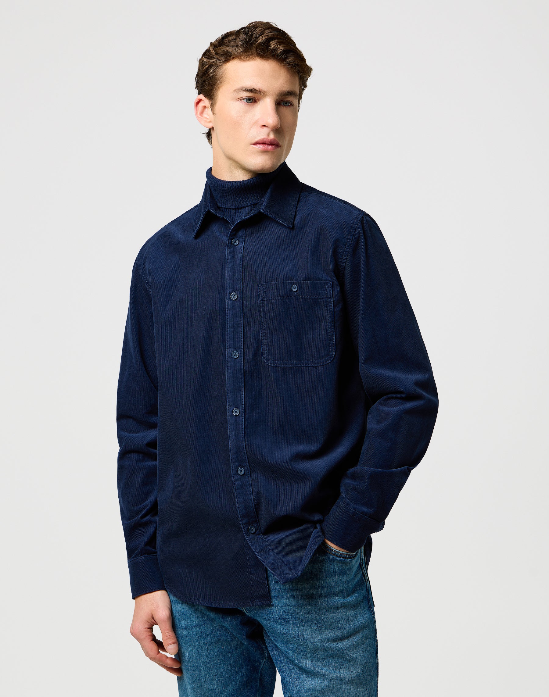 1 Pkt Corduroy Shirt in Navy Shirts Wrangler