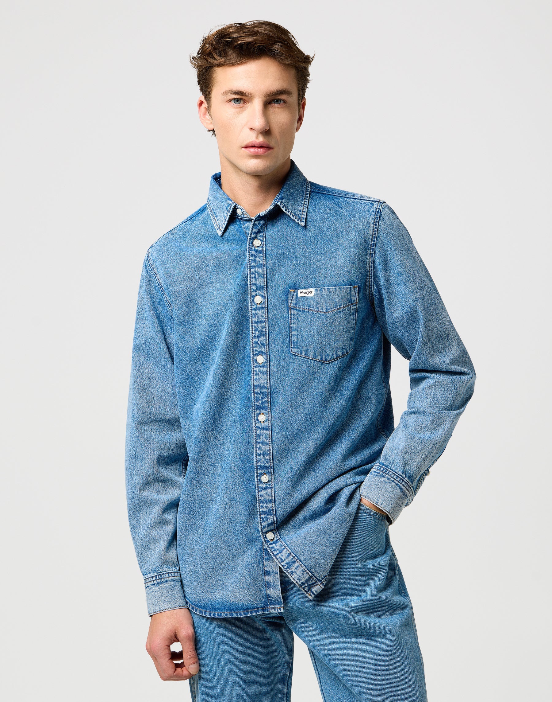 1 Pkt Shirt in Indigo Valley Shirts Wrangler