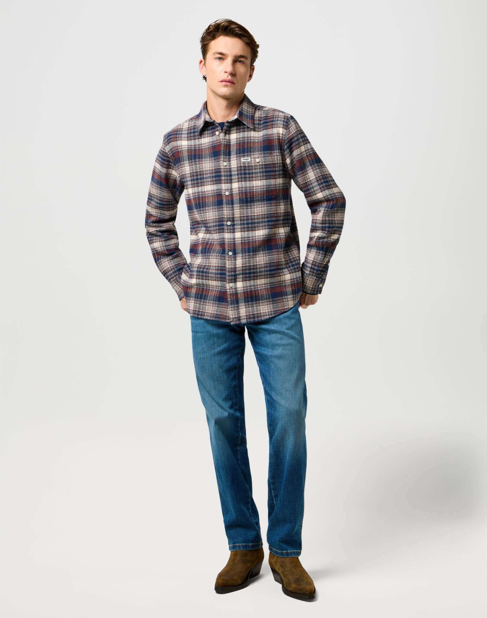 Brushed 1 Pkt Shirt in Navy Birch Shirts Wrangler