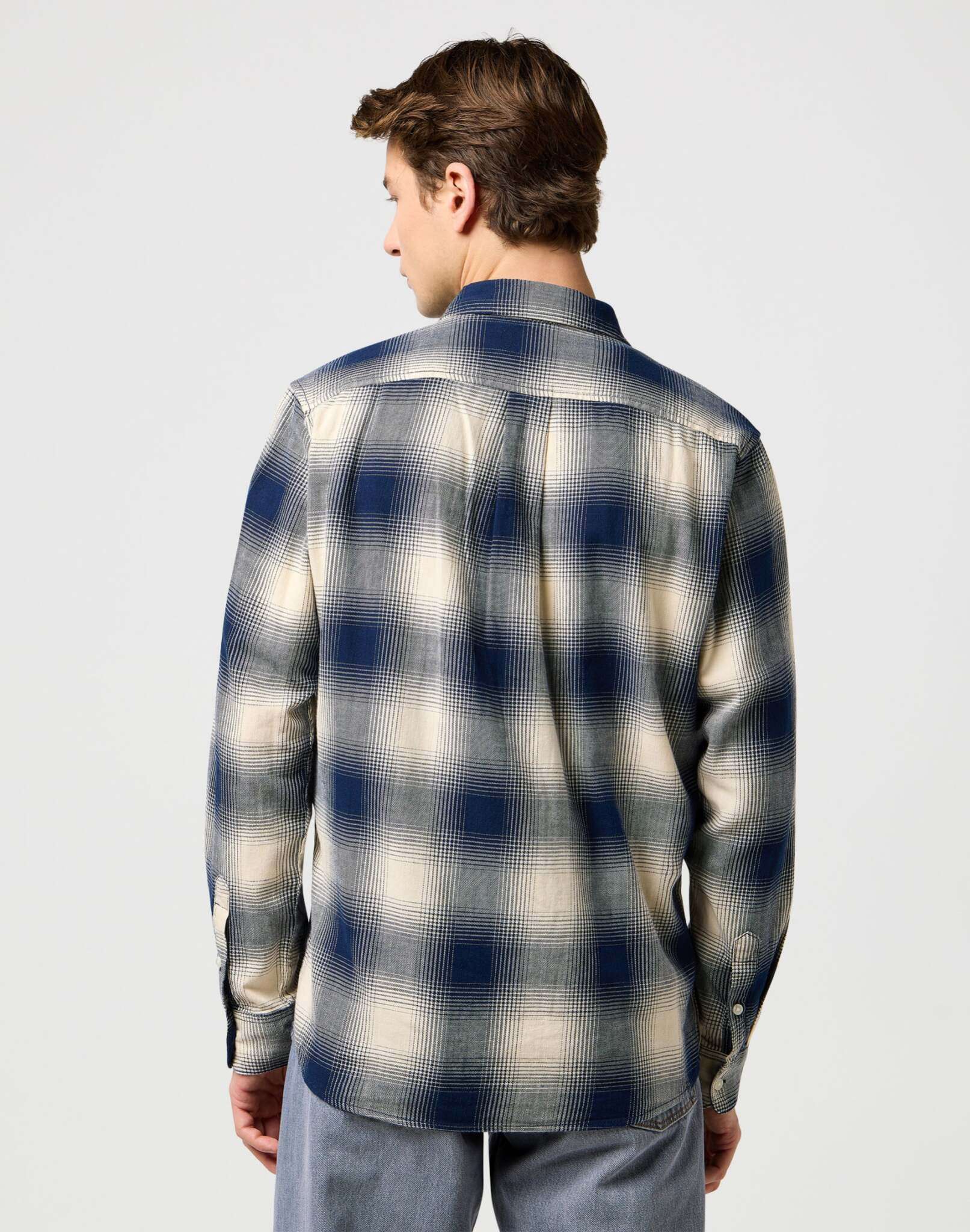 1 Pkt Indigo Shirt in Dusty Blue Shirts Wrangler