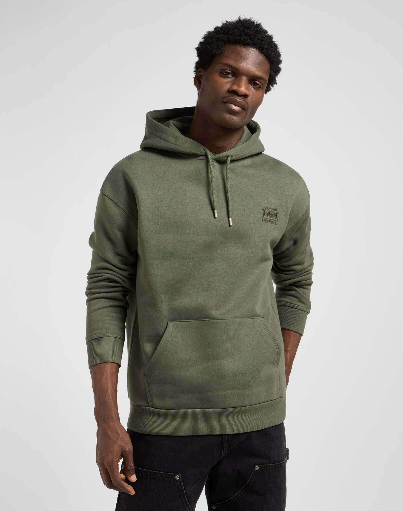 Ww Essential Hoodie in Oak Moss Hoodie Lee