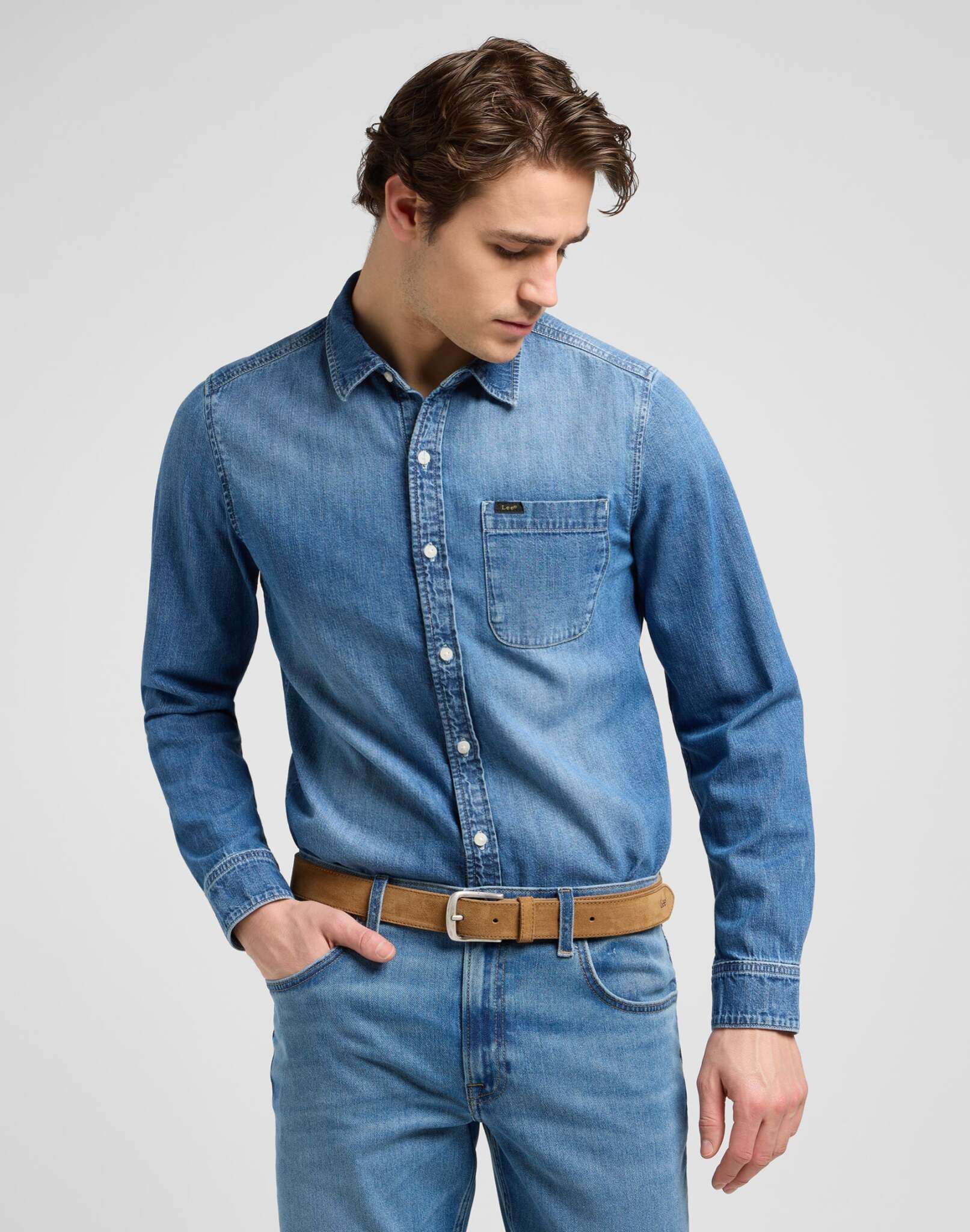 Suede Belt in Khaki Belt Lee