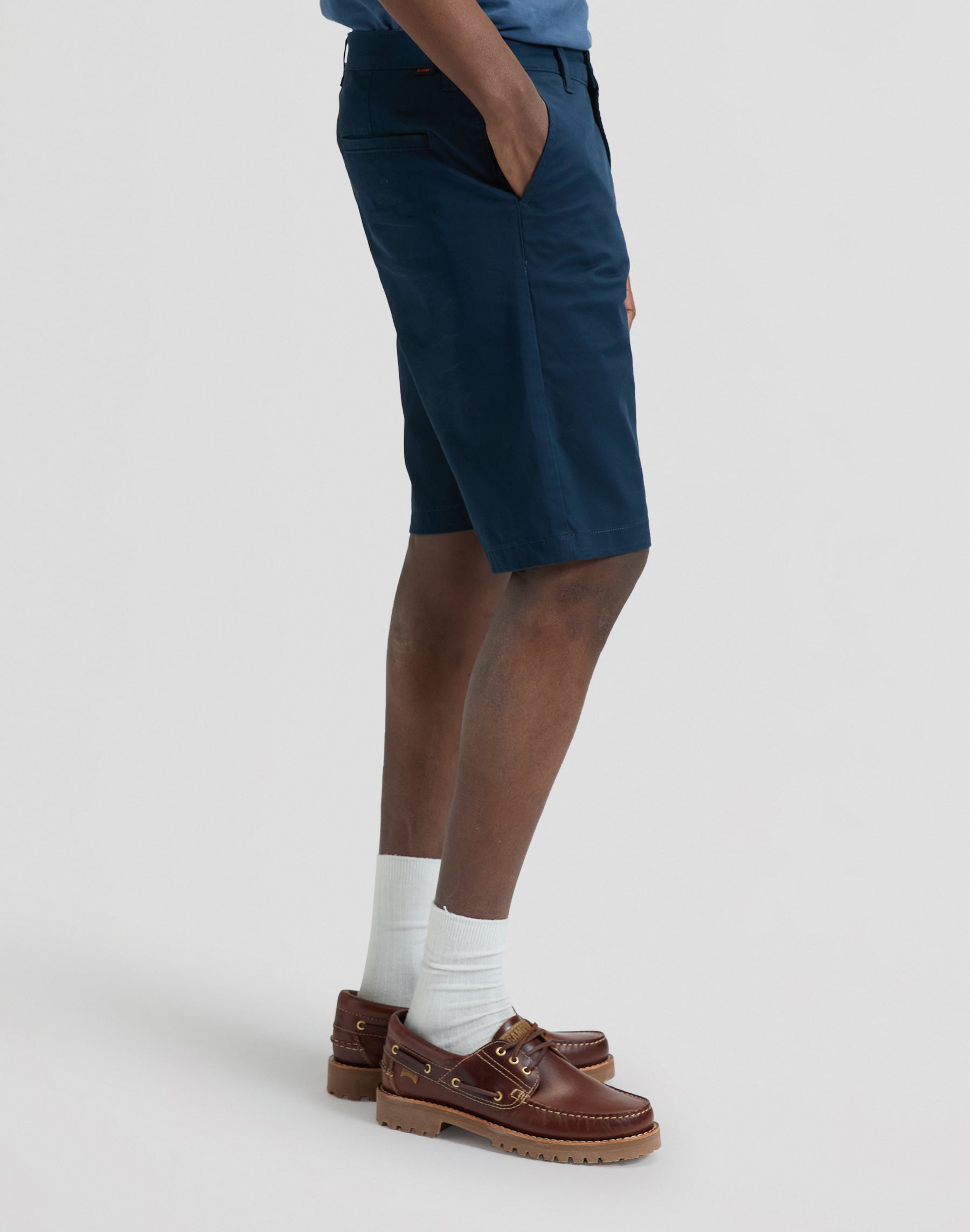 Regular chino shorts in rivet navy shorts Lee