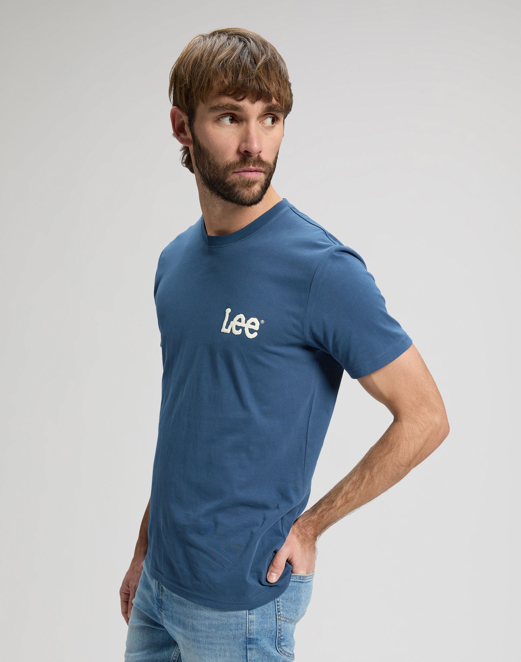 Medium Wobbly Lee in Academy Blue T-Shirts Lee