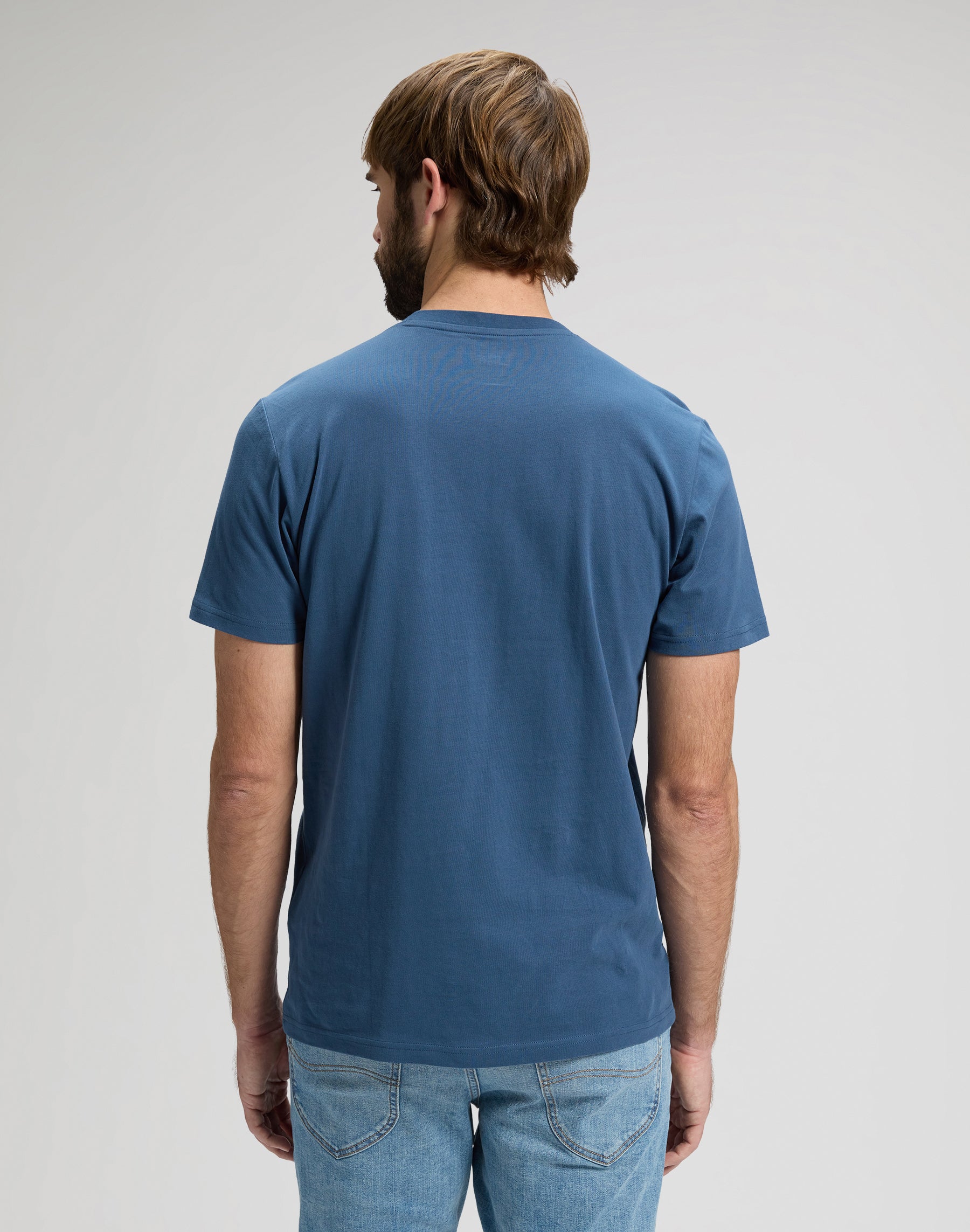 Medium Wobbly Lee in Academy Blue T-Shirts Lee
