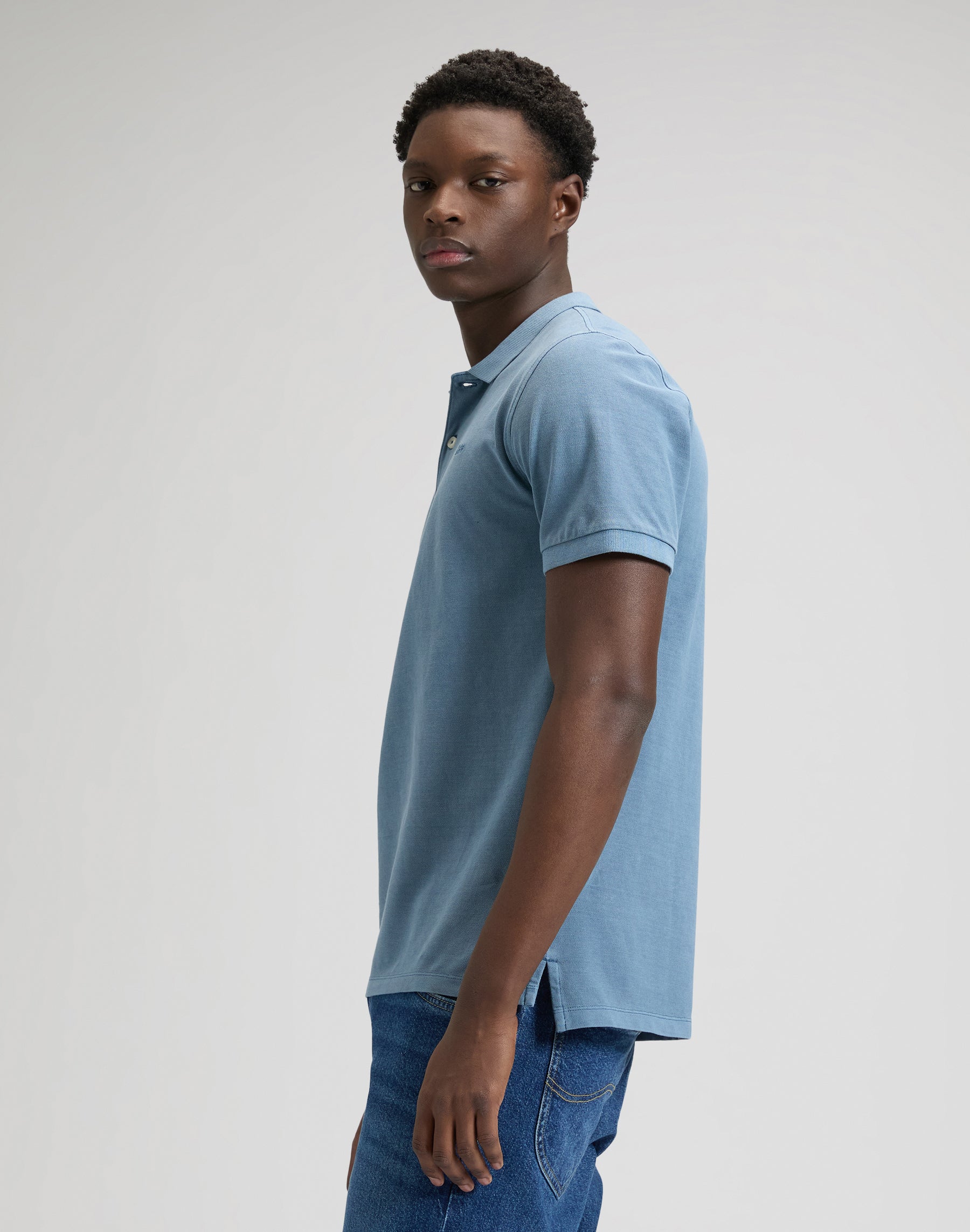 Garment-dyed polo shirt in dusty blue