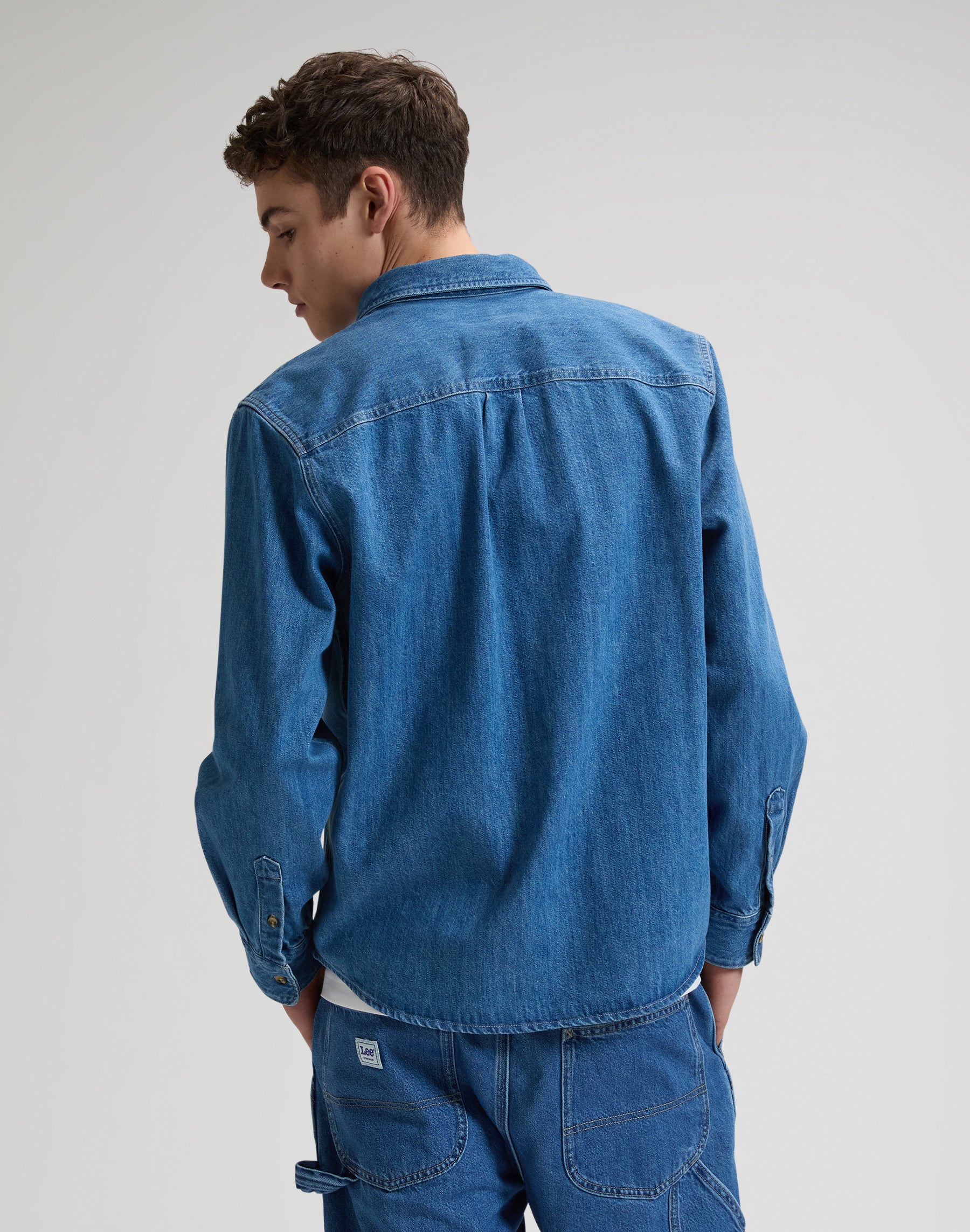 Workwear button-down in Edgar Shirts Lee