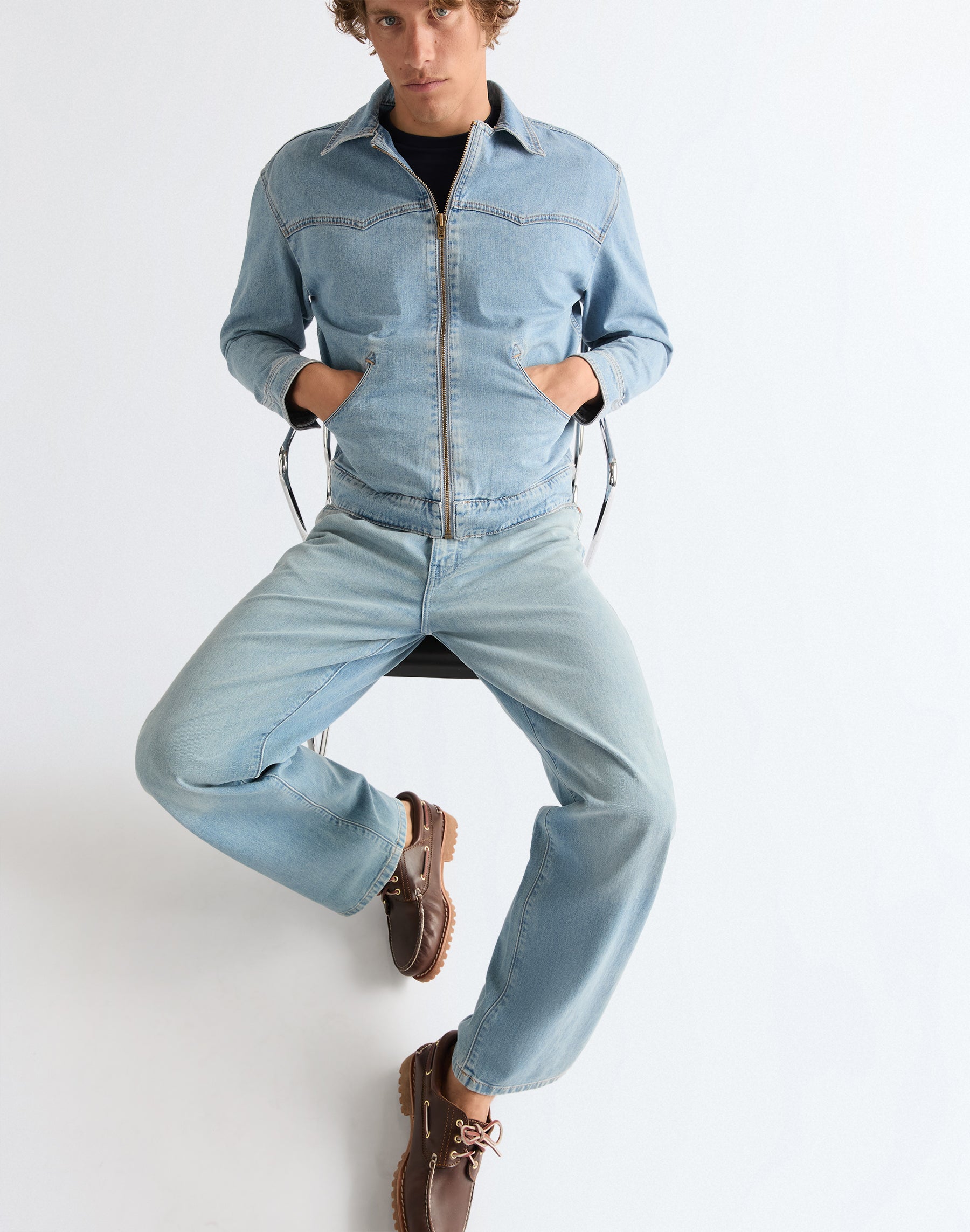 Loose Straight in Dove Wing Jeans Wrangler