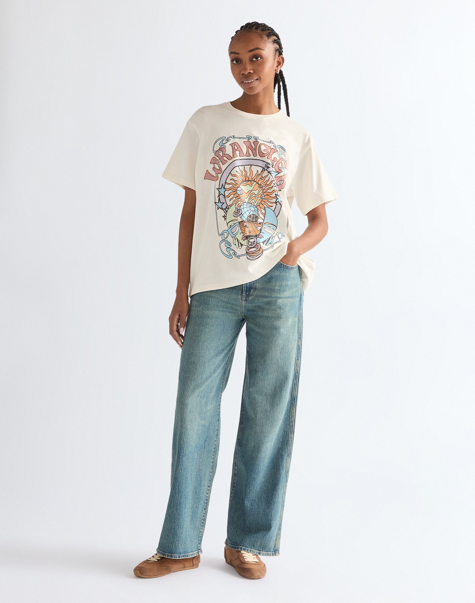 Girlfriend Tee in Worn White