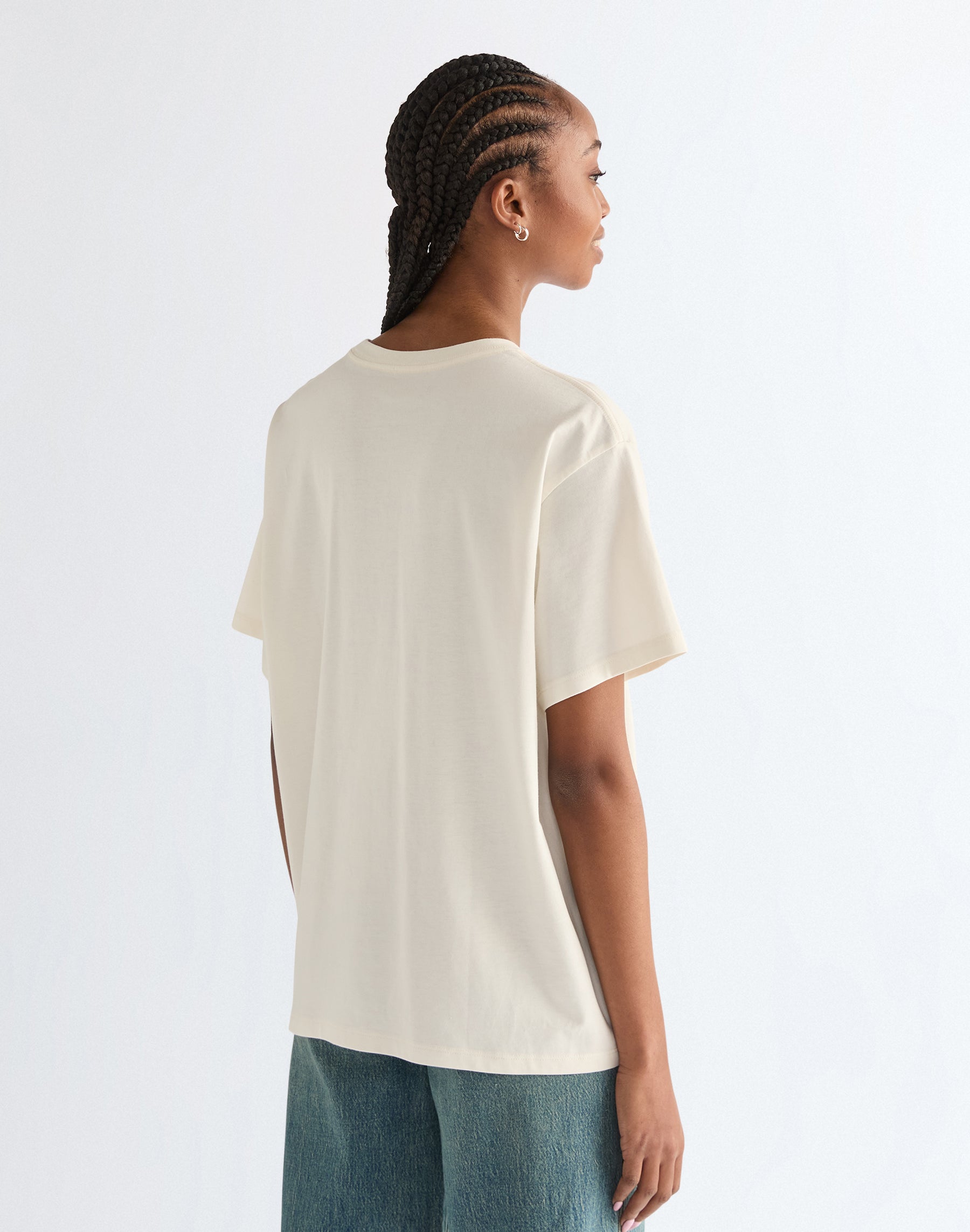 Girlfriend Tee in Worn White