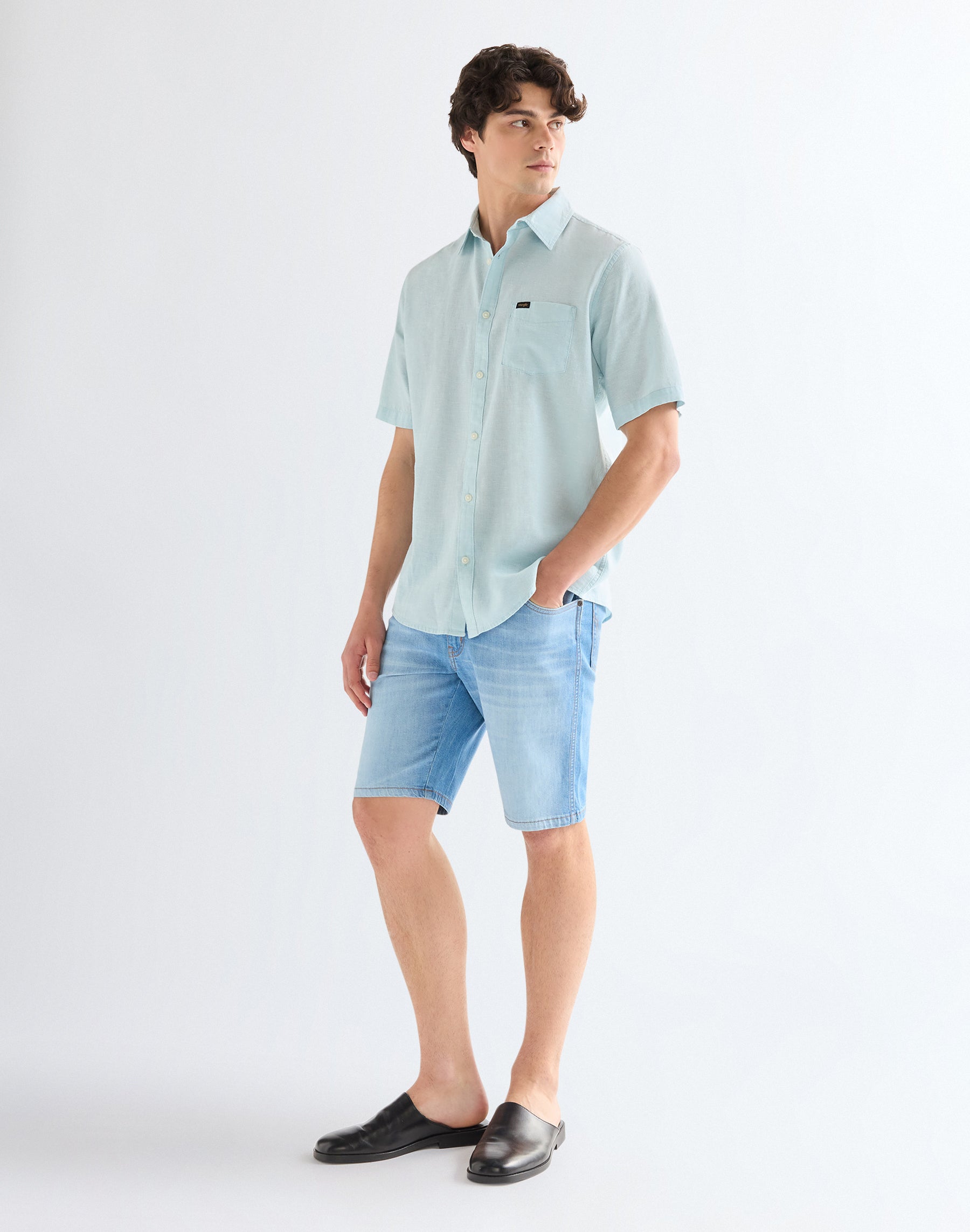 Short-sleeved 1-pocket shirt in Forget Me Not Shirts Wrangler