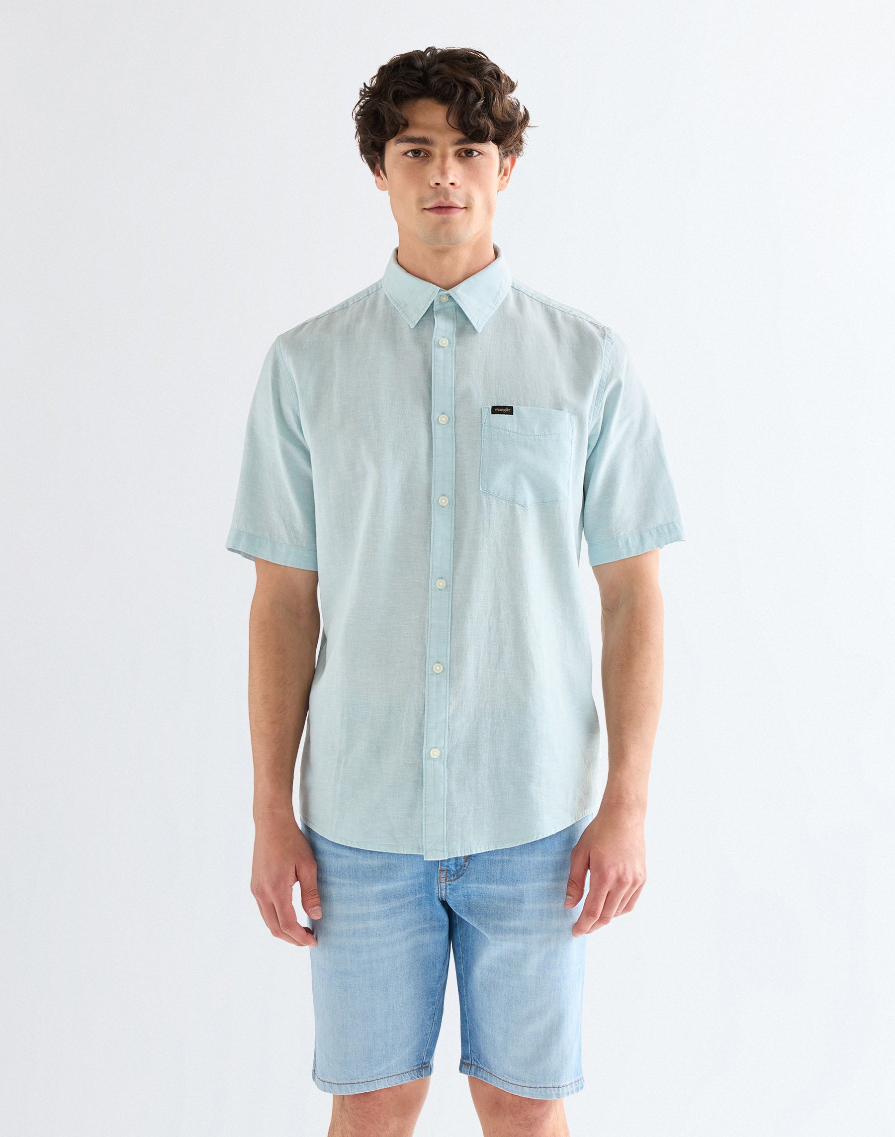 Short-sleeved 1-pocket shirt in Forget Me Not Shirts Wrangler