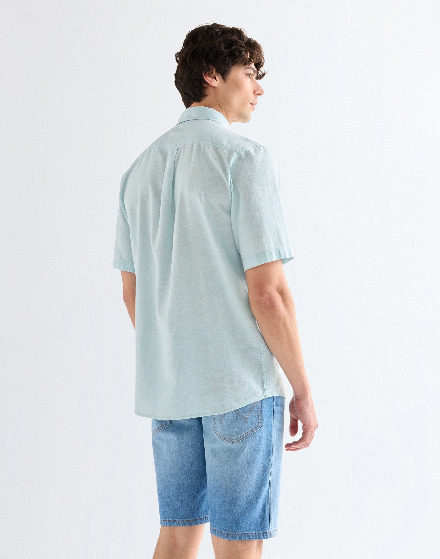 Short-sleeved 1-pocket shirt in Forget Me Not Shirts Wrangler