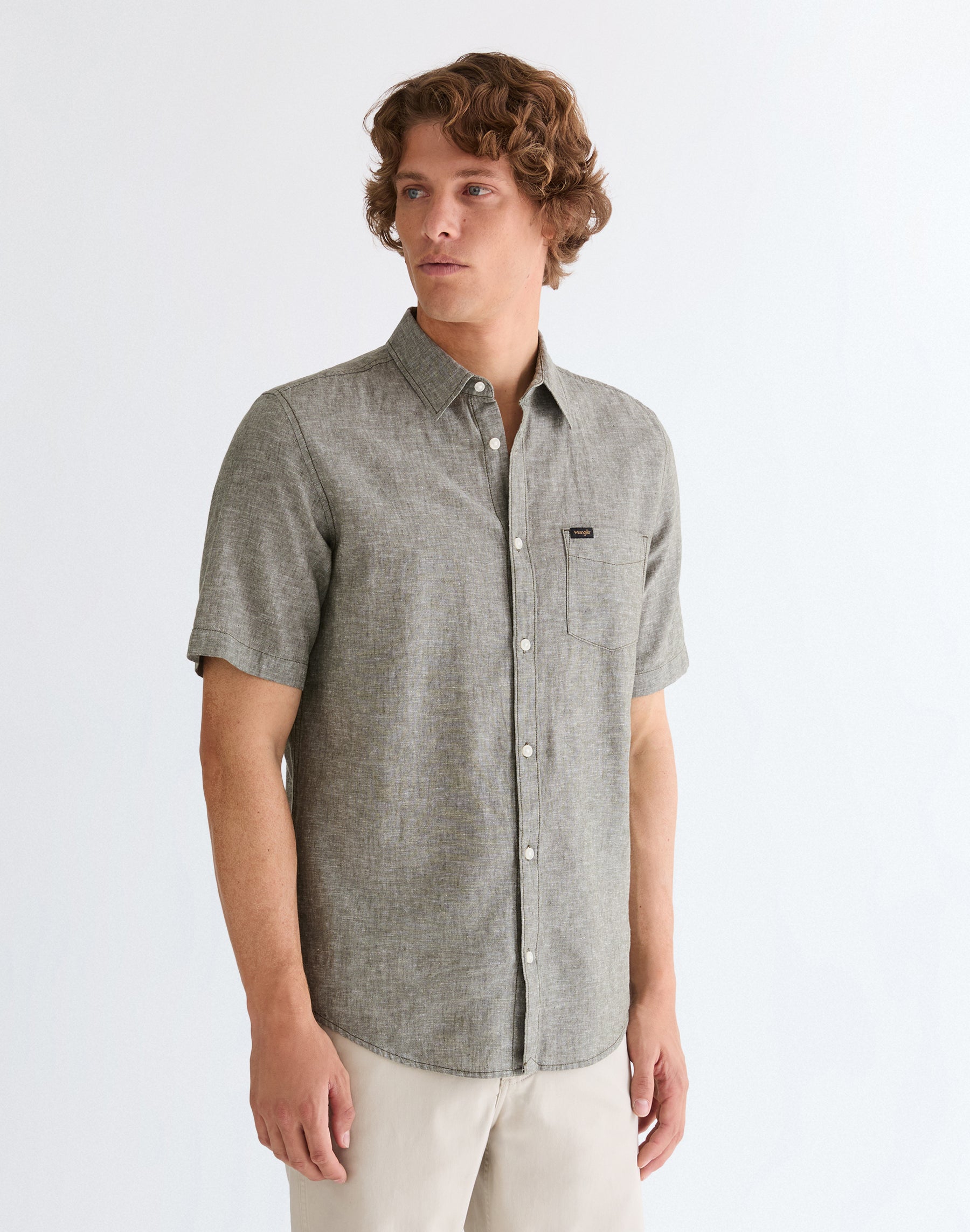 Short-sleeved 1-pocket shirt in Deep Depths Shirts Wrangler