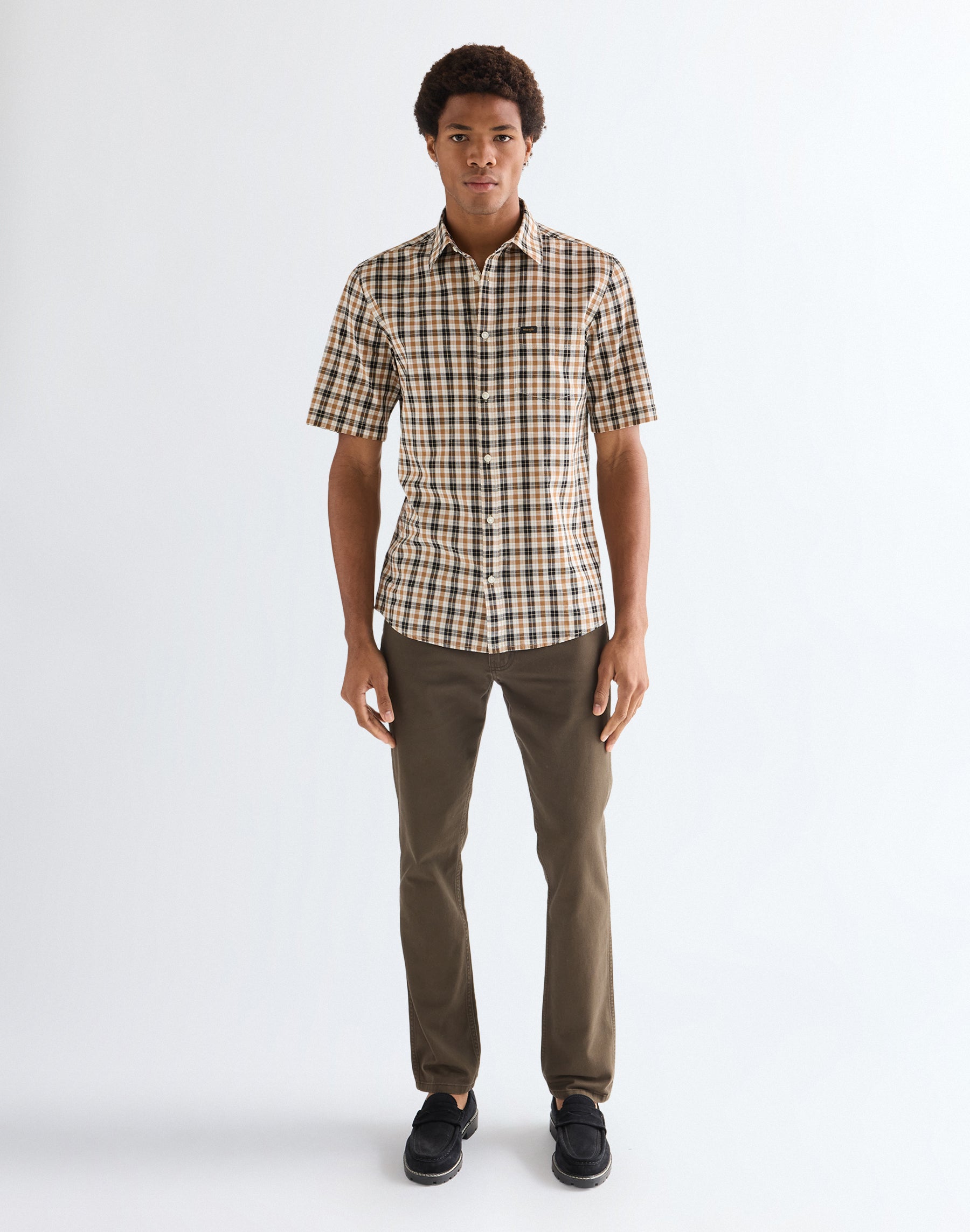 Short-sleeved 1-pocket shirt in golden wheat Shirts Wrangler
