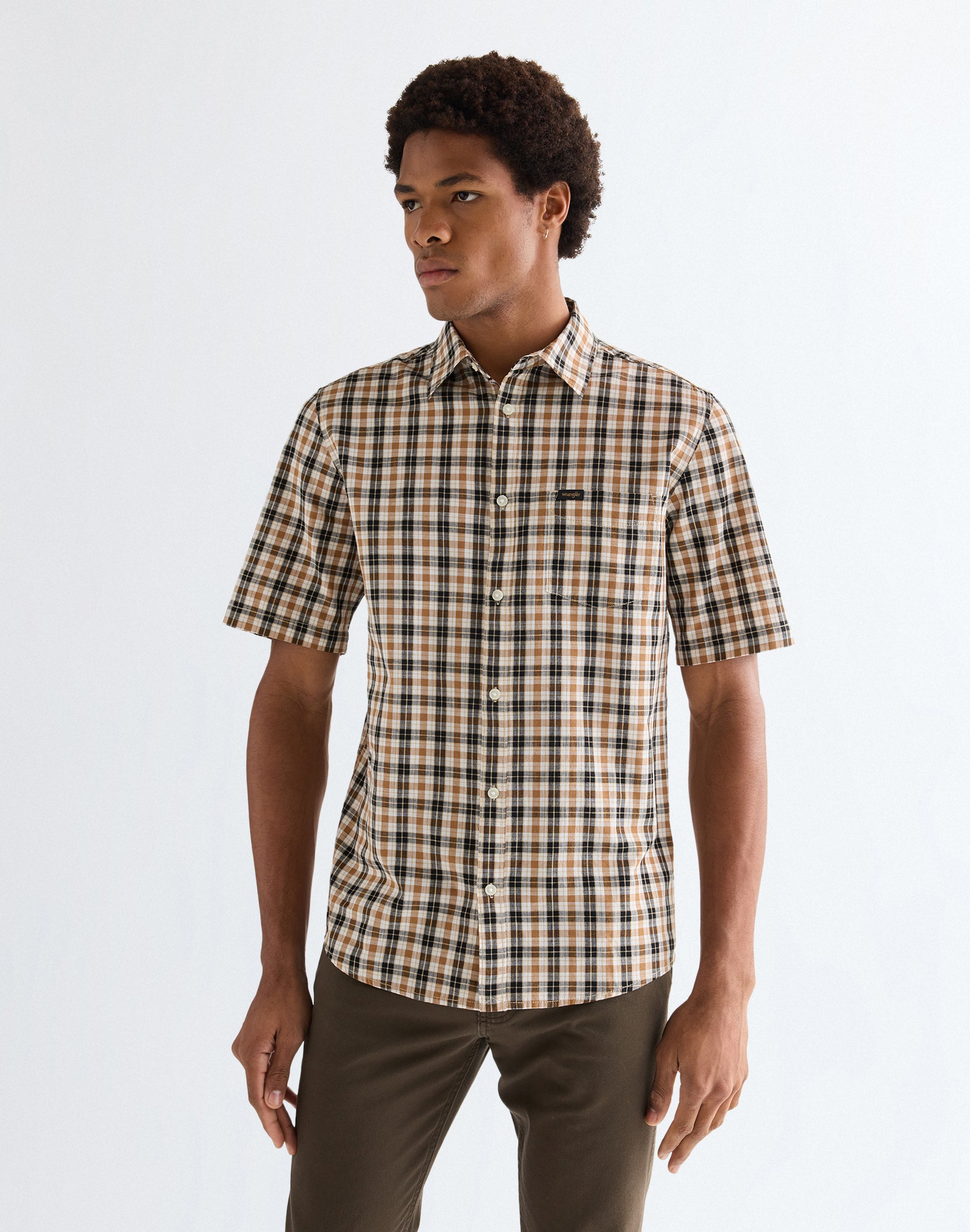 Short-sleeved 1-pocket shirt in golden wheat Shirts Wrangler
