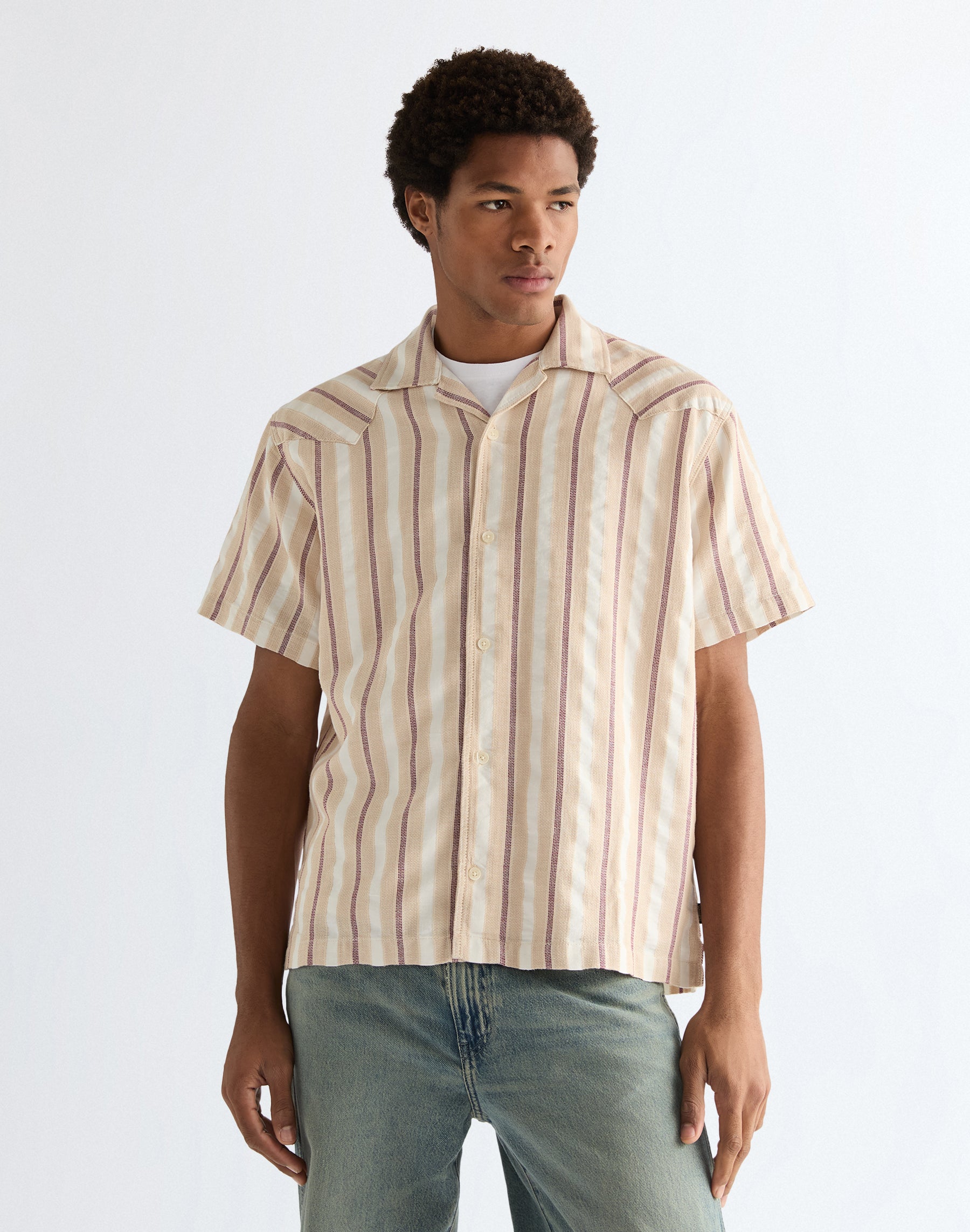 Short-sleeved W Resort shirt in tan ruby wine Shirts Wrangler