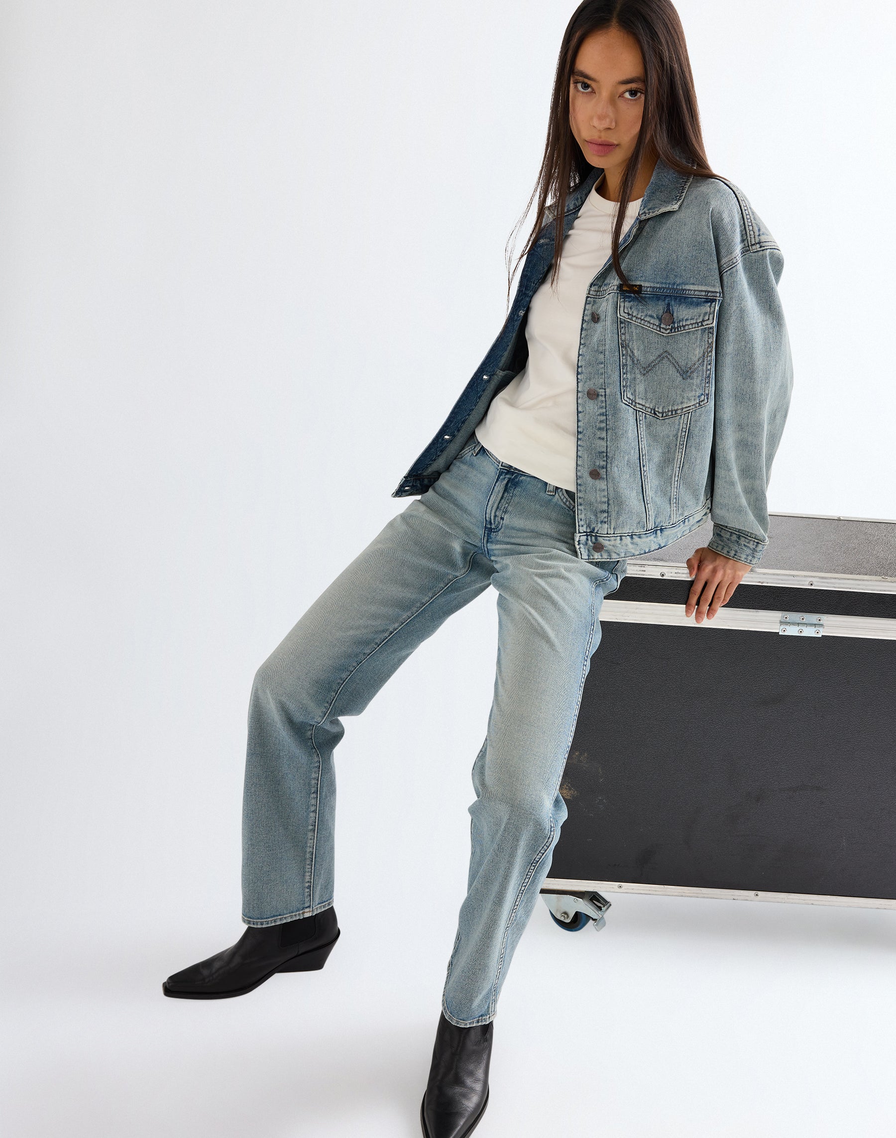 Low Rise Jean in Hippie Haze Jeans Wrangler