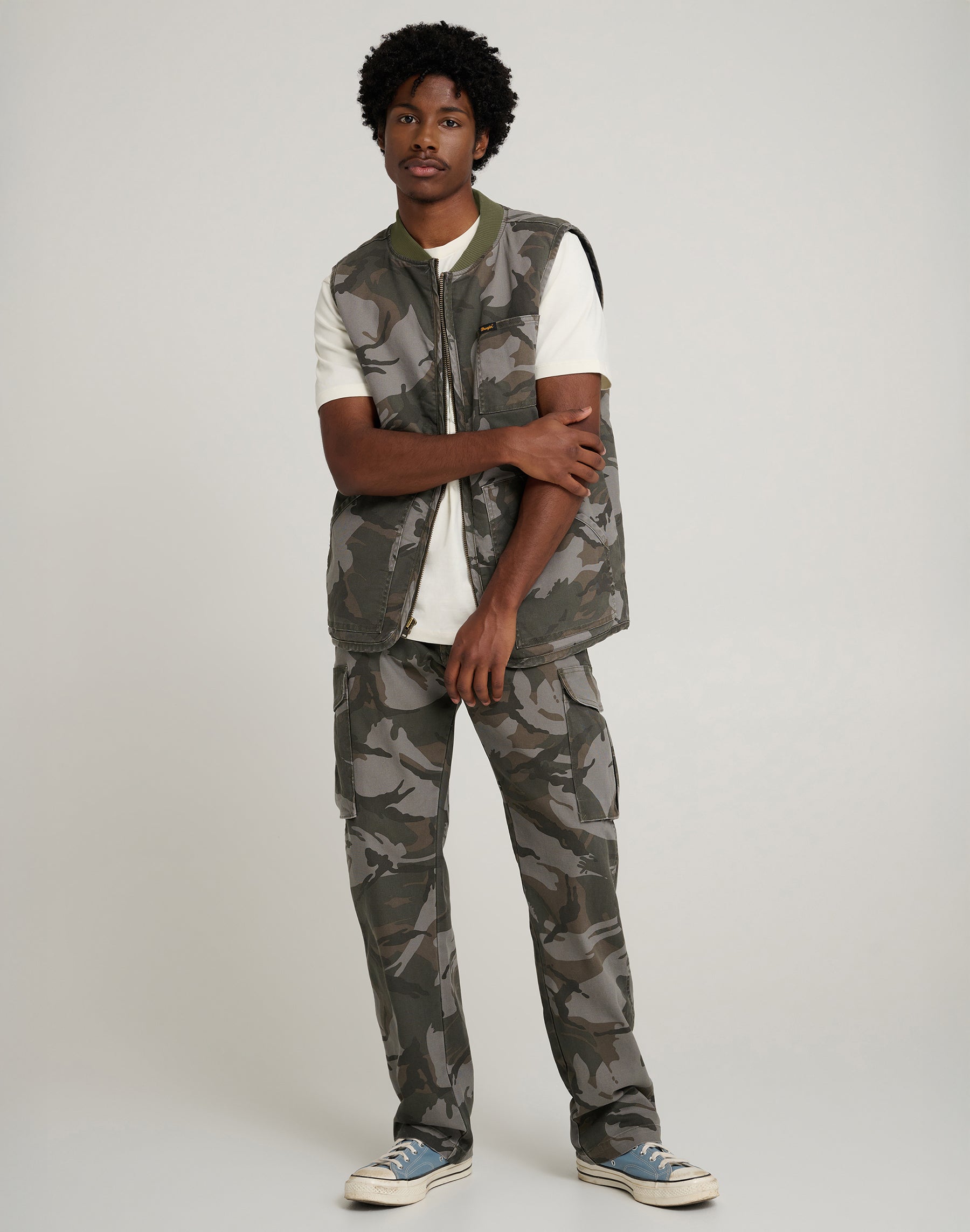 Mike Lucas Pant in Camo Pants Wrangler