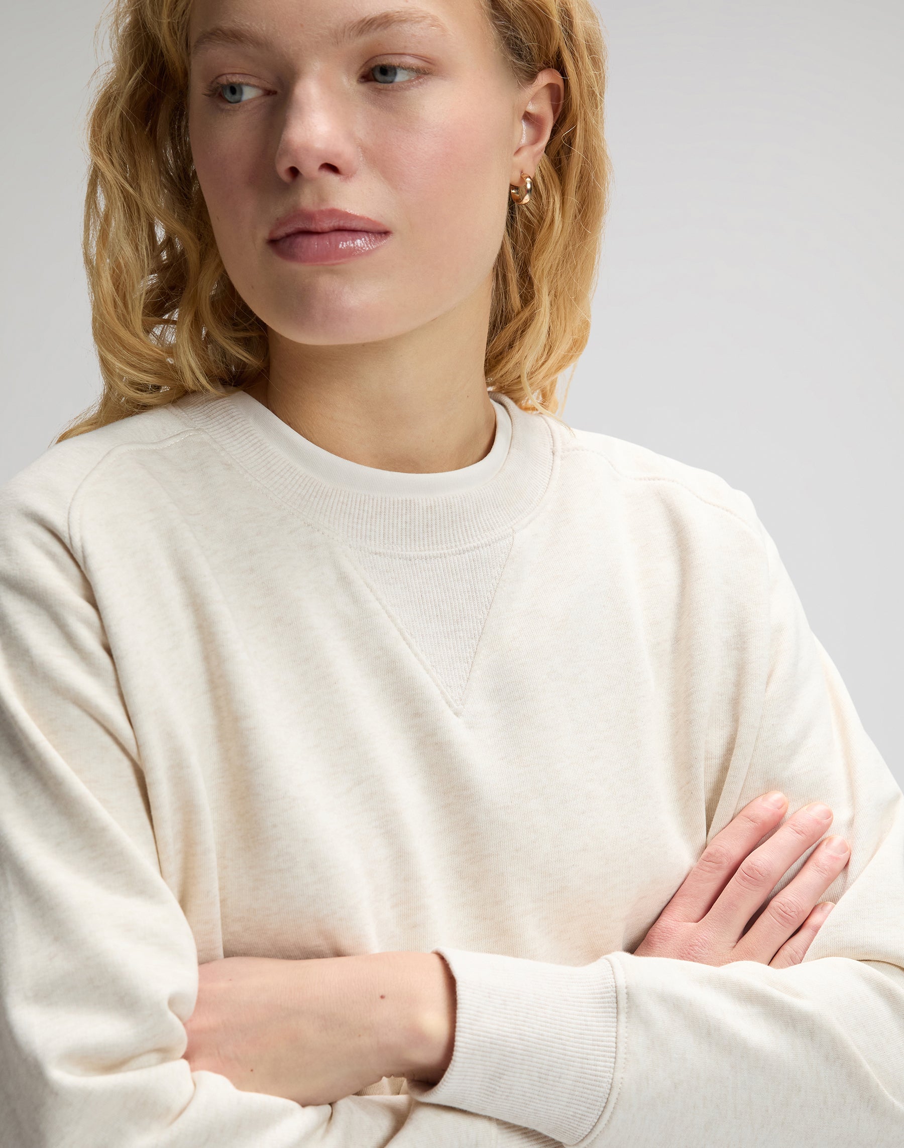 Raglan Crew Sweatshirt in Ecru Heather