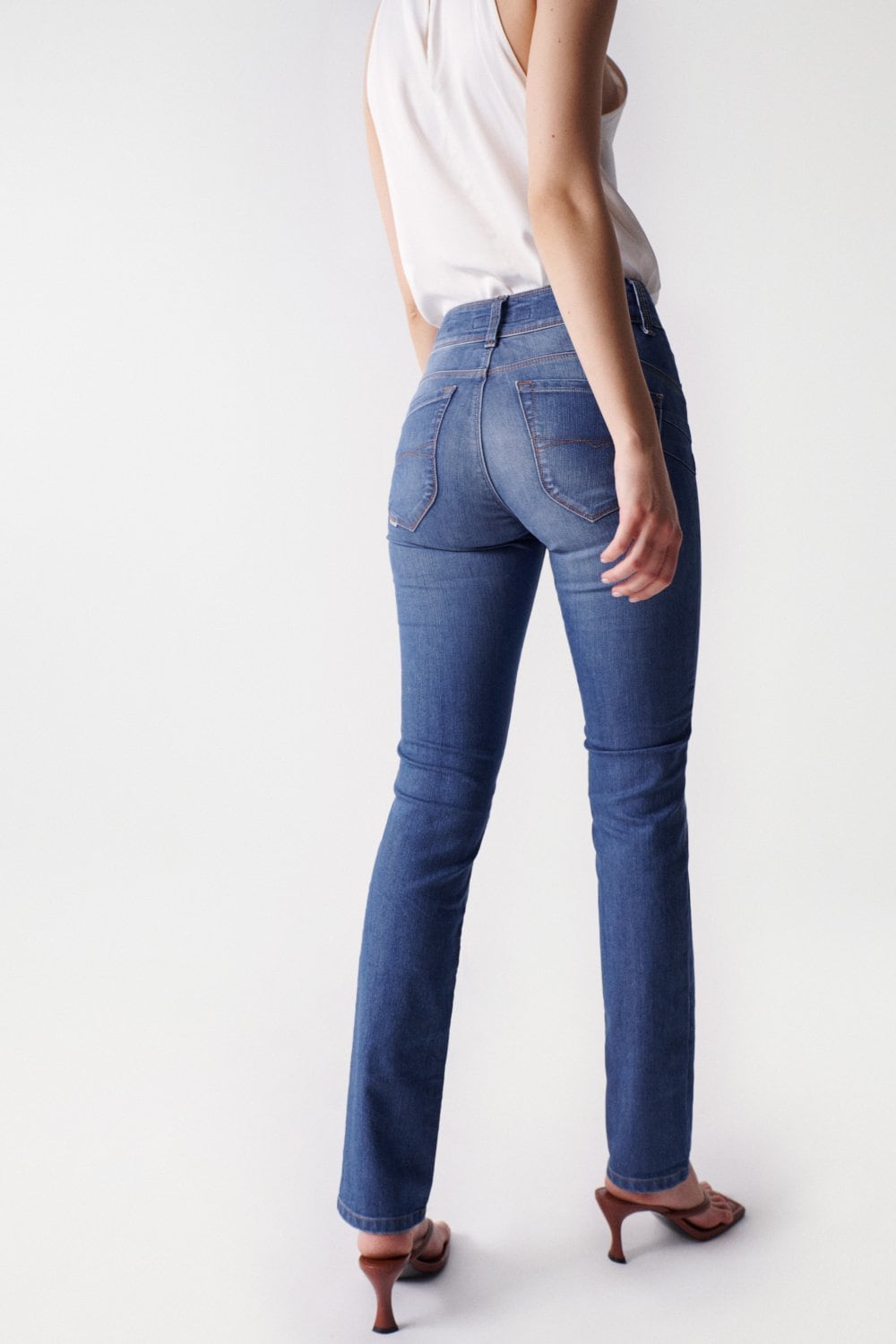 Secret Slim Push-In in Medium Wash Jeans Salsa Jeans   