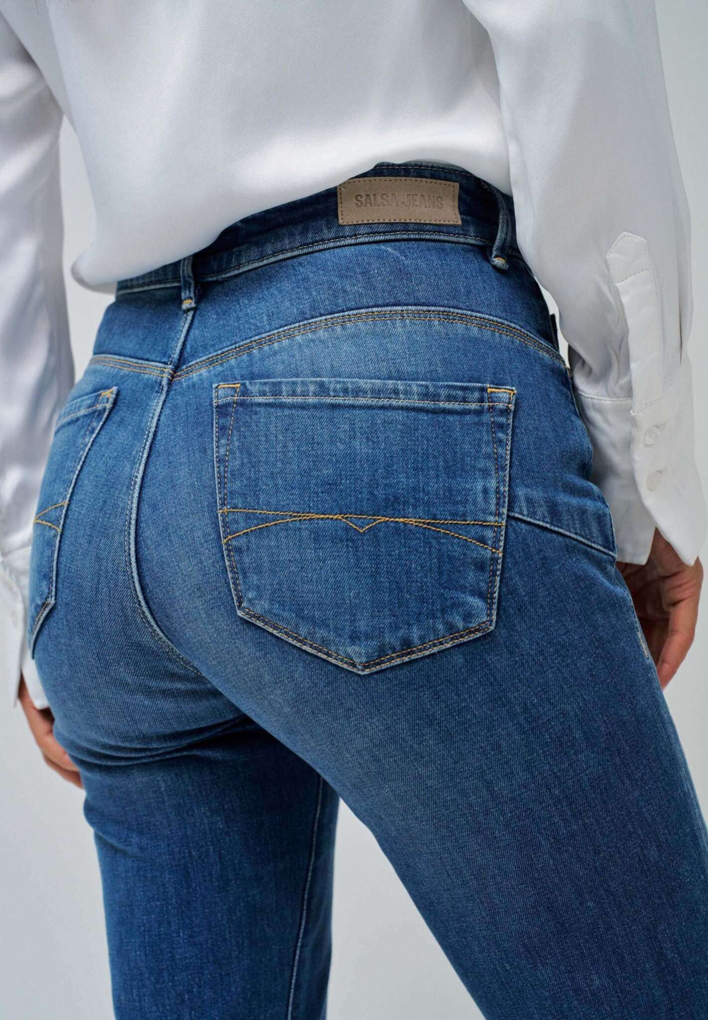 Faith Flare in medium wash jeans Salsa Jeans