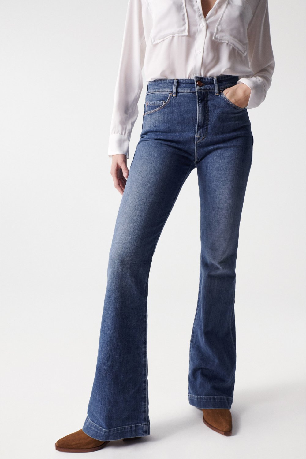 Faith Flare in medium wash jeans Salsa Jeans   