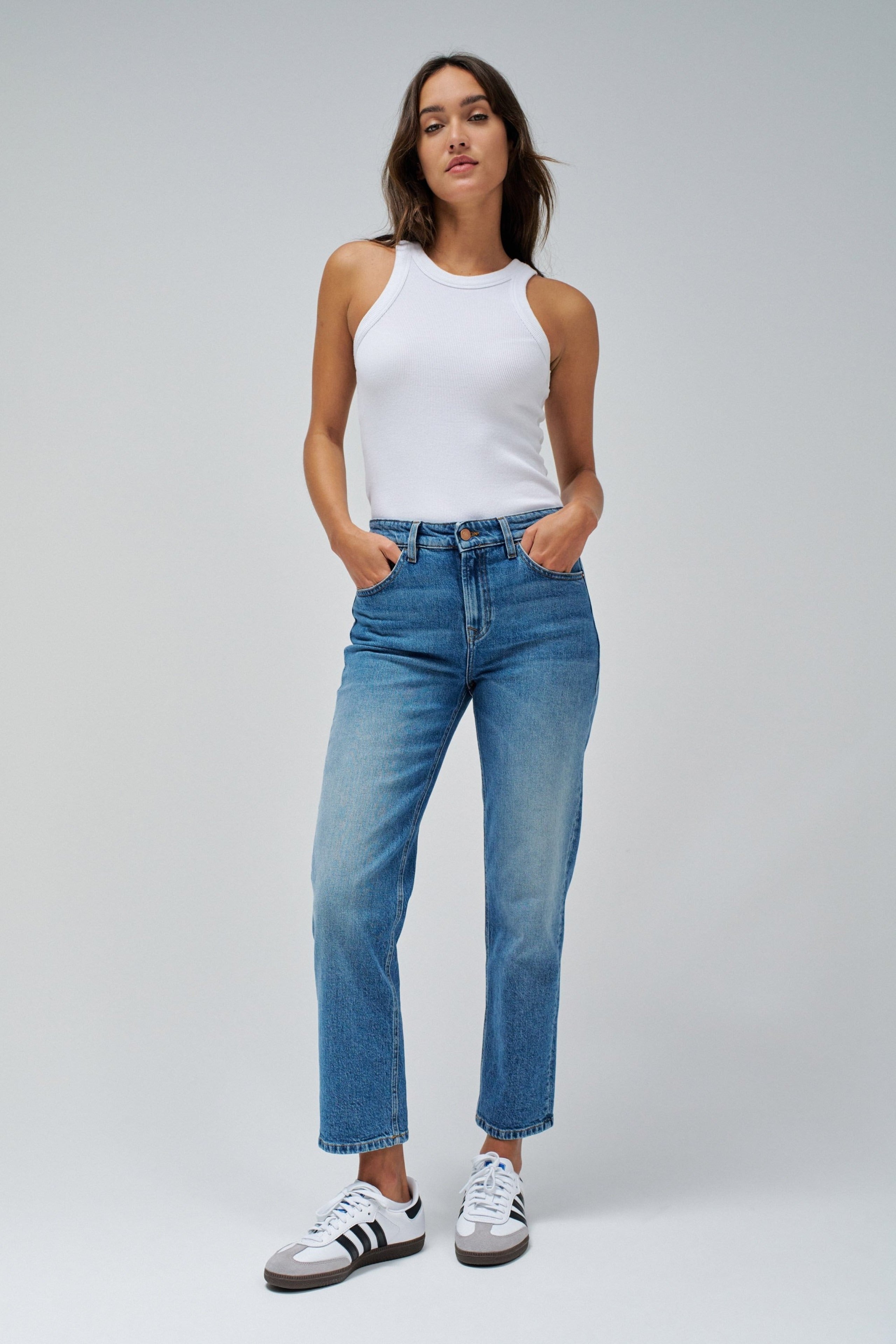 True Cropped Slim in Medium Wash Jeans Salsa Jeans